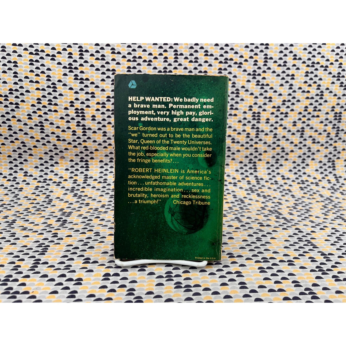 Glory Road - Robert Heinlein - Avon Books - Paperback