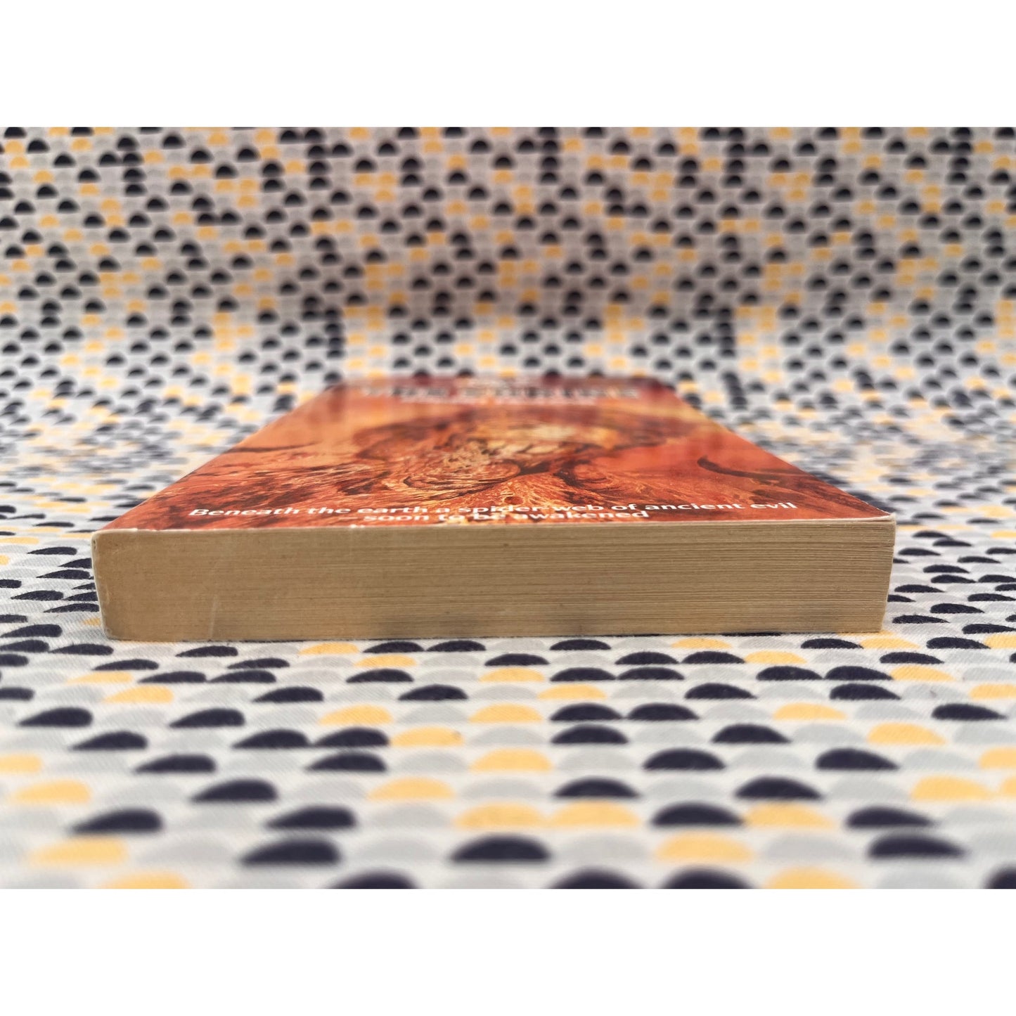 The Shrine - Robert Faulcon - Night Hunter # 4 - Arrow Books - Paperback