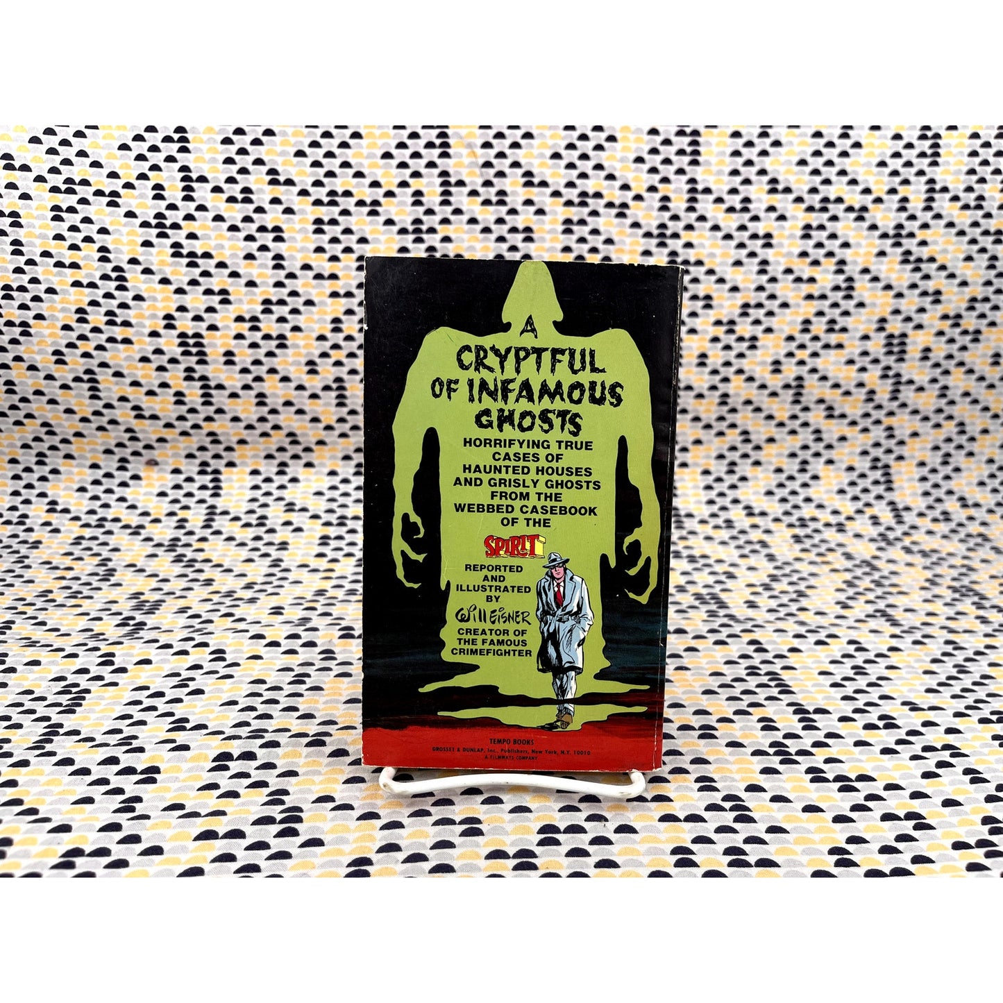 True Haunted Houses & Ghosts - Will Eisner - Tempo Star Books. - Paperback