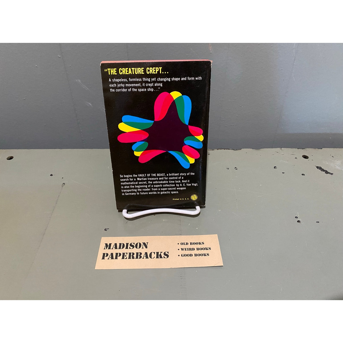 Away and Beyond - A.E. Van Vogt - Avon 548 - Vintage Paperbacks