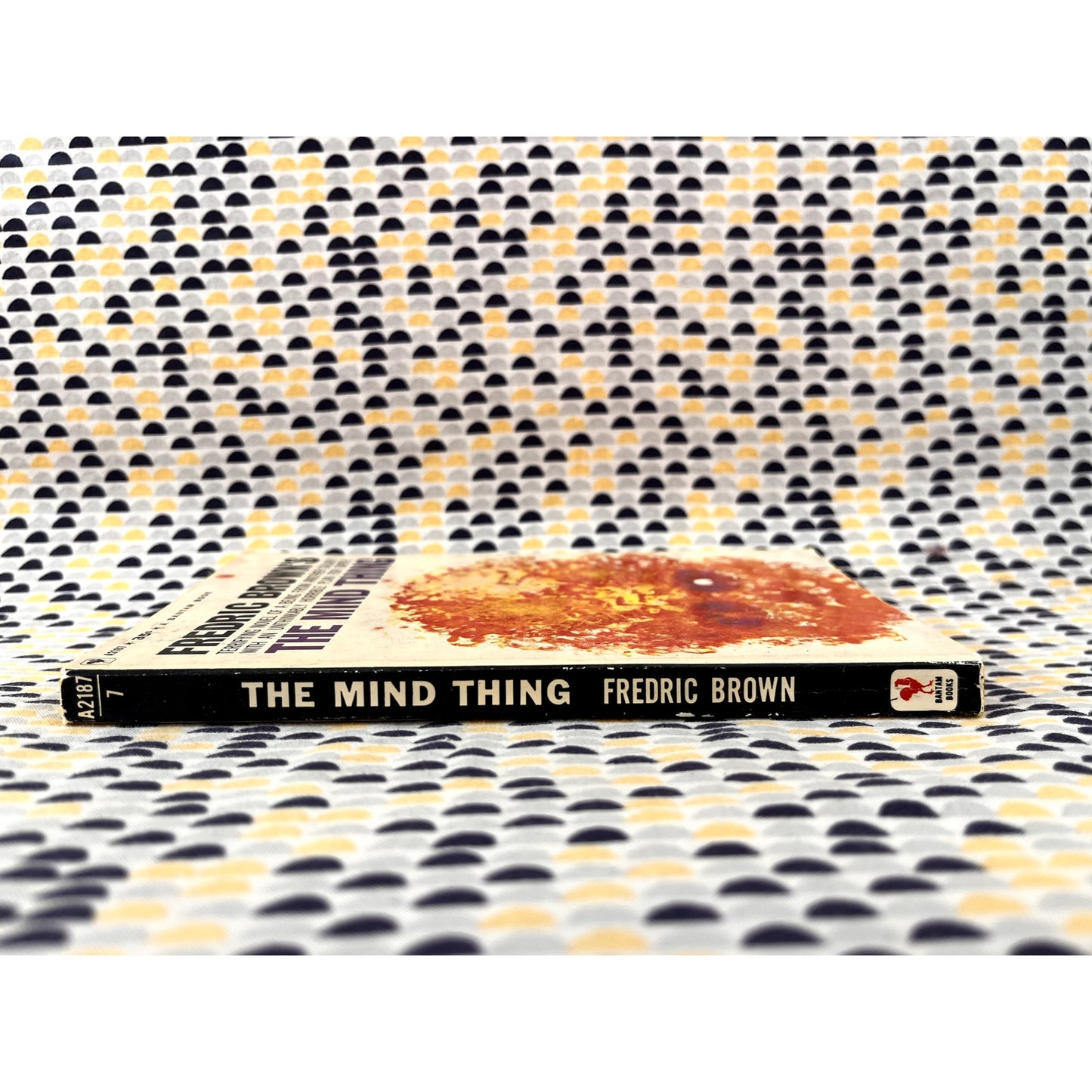The Mind Thing - Fredric Brown - Bantam Books - Paperback