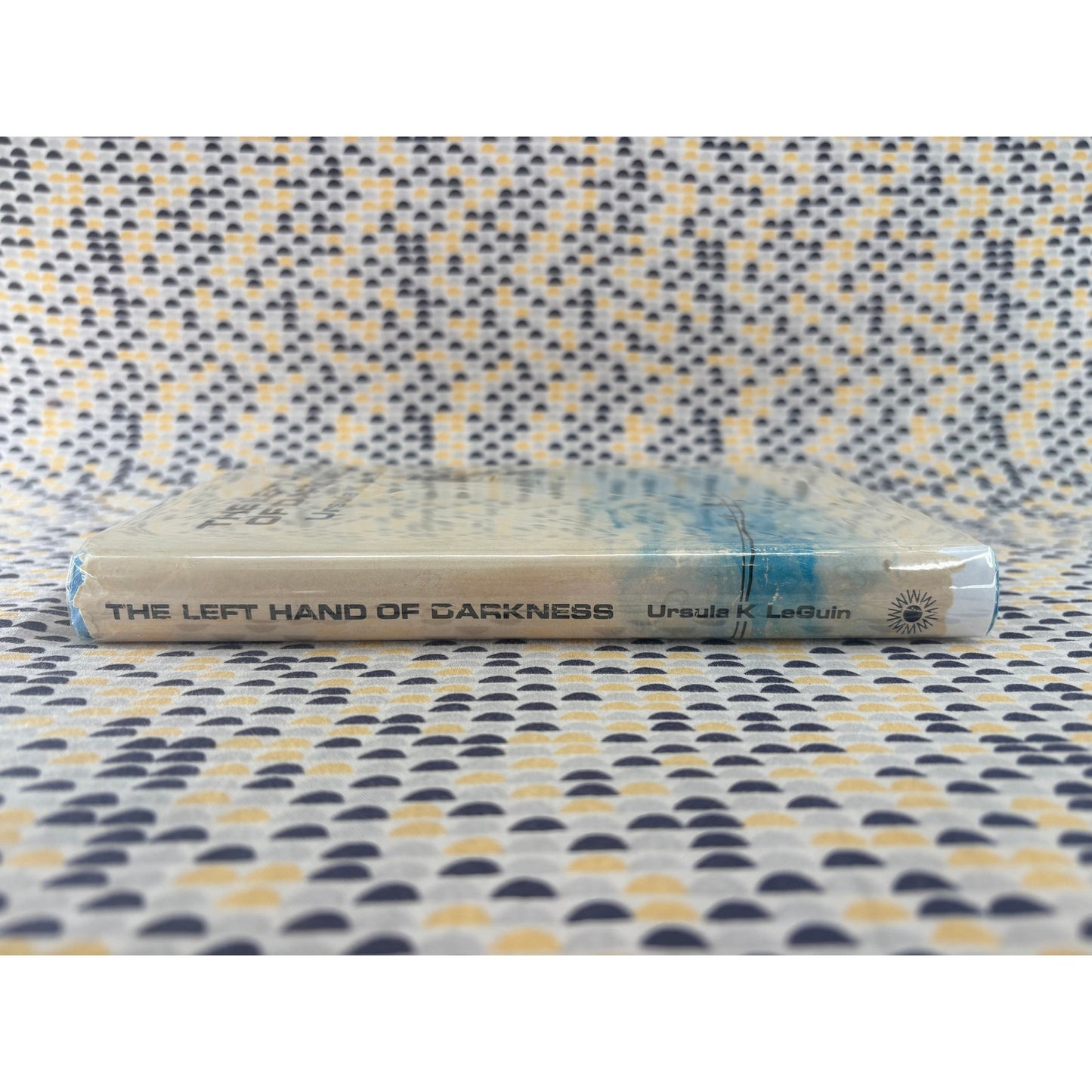 The Left Hand of Darkness - Ursula K. LeGuin - Walker and Co - Club Edition