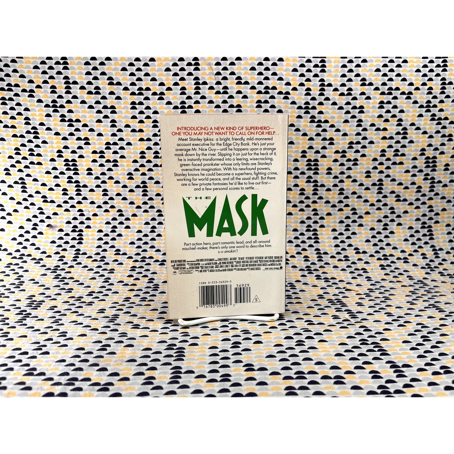 The Mask - Steve Perry - Bantam Books - Movie Novelization Movie Tie-In Edition