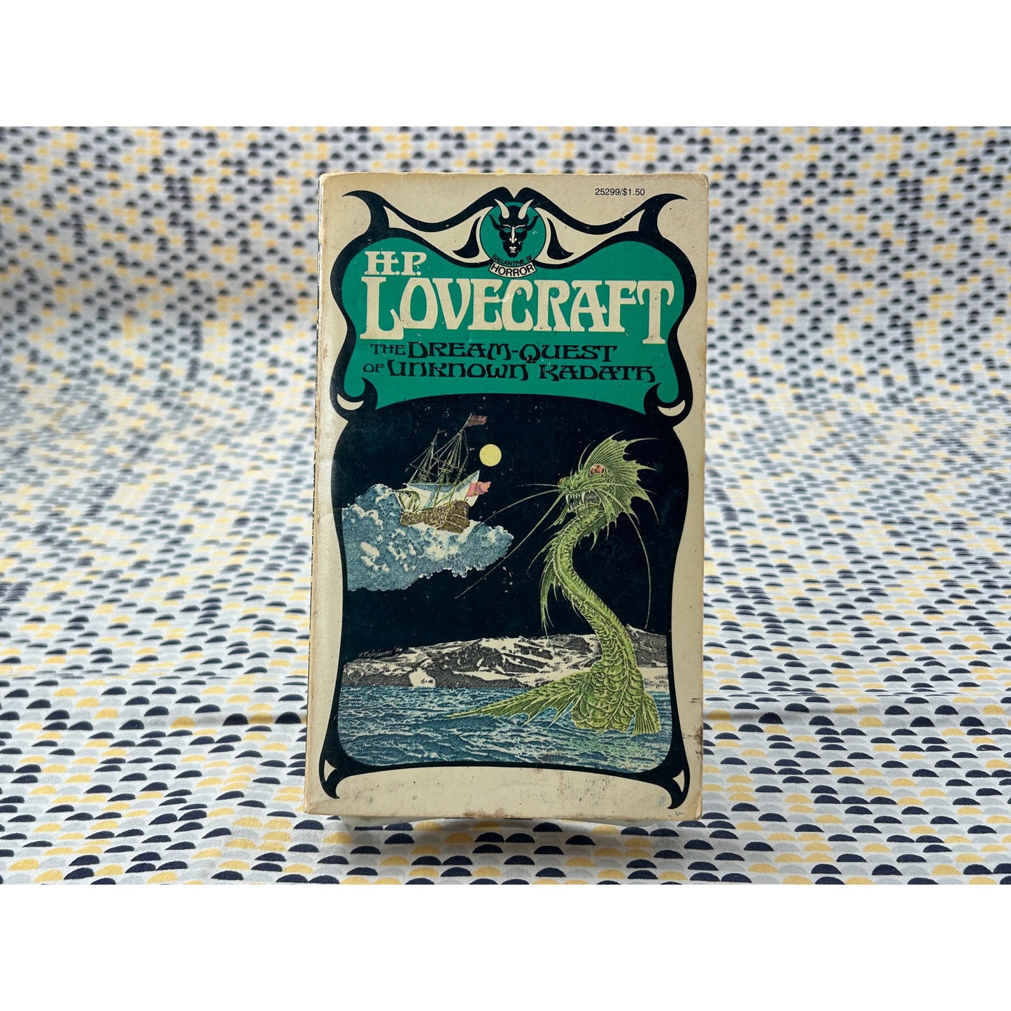 The Dream-Quest of Unknown Kadath - H.P. Lovecraft - Ballantine Books - Paperback