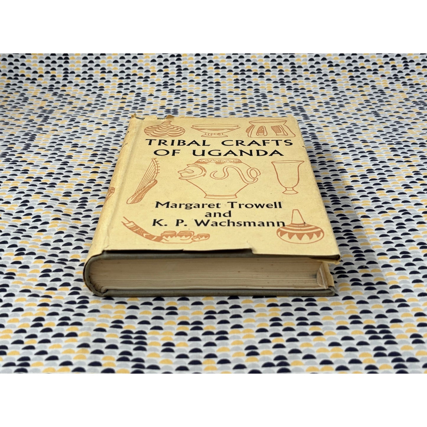 Tribal Crafts of Uganda - Margaret Trowell & K.P. Wachsmann - Oxford - Hardcover