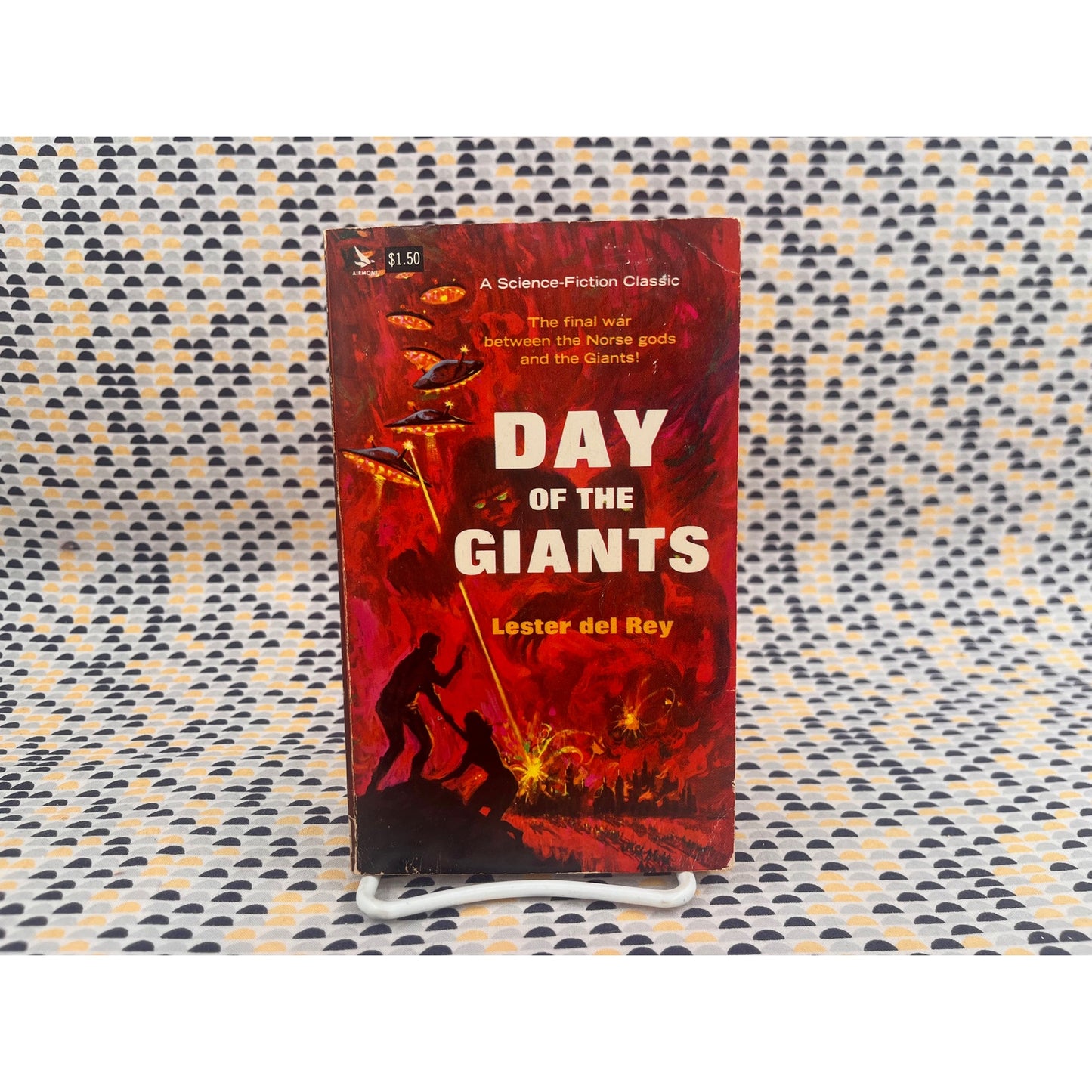 Day of the Giants - Lester Del Rey - Airmont Books - Paperback