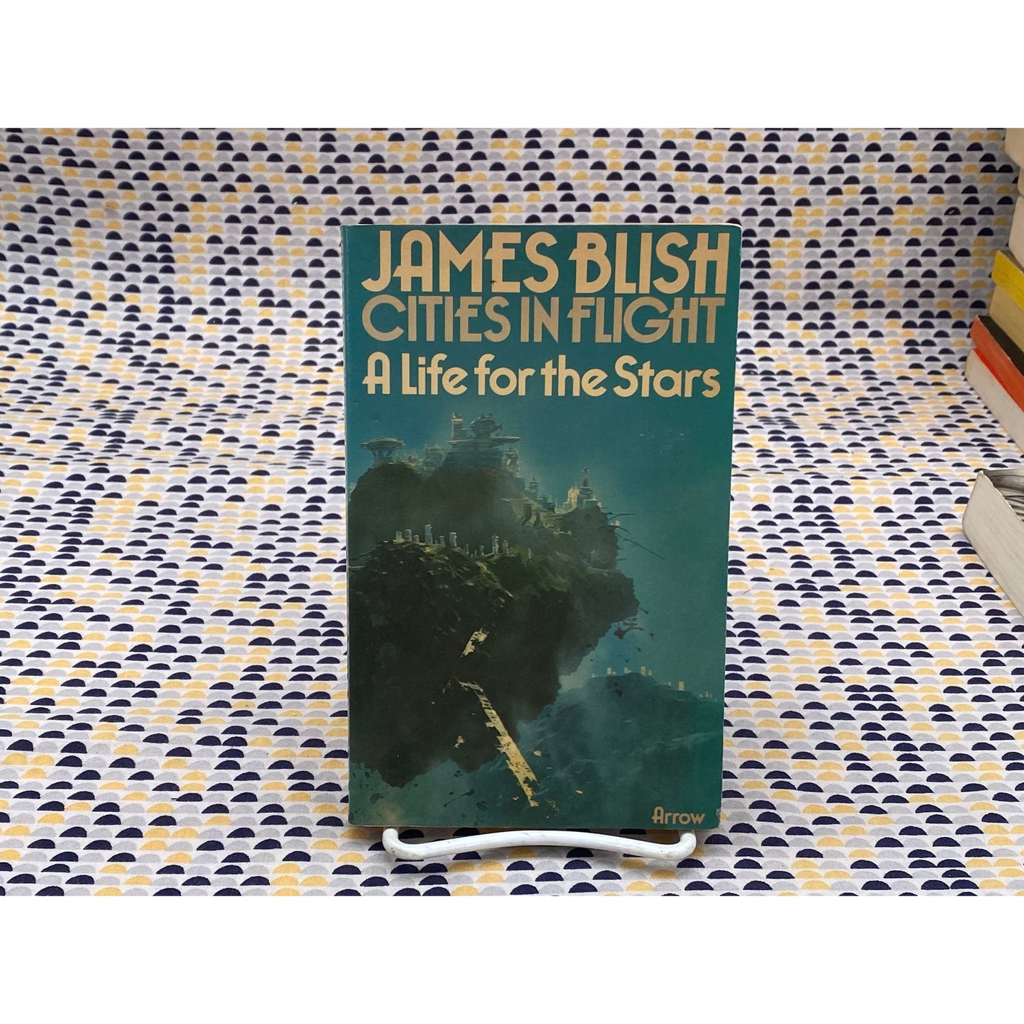 Cities In Flight - James Blish - Vintage Paperback Book - Arrow UK Edition