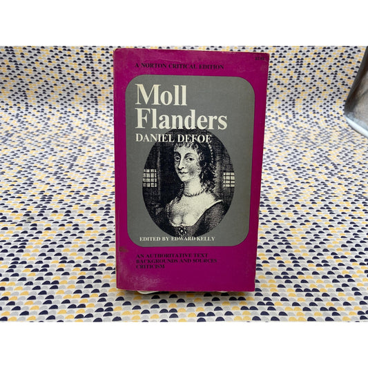 Moll Flanders - Daniel Defoe - Vintage Paperback - Norton Critical Edition