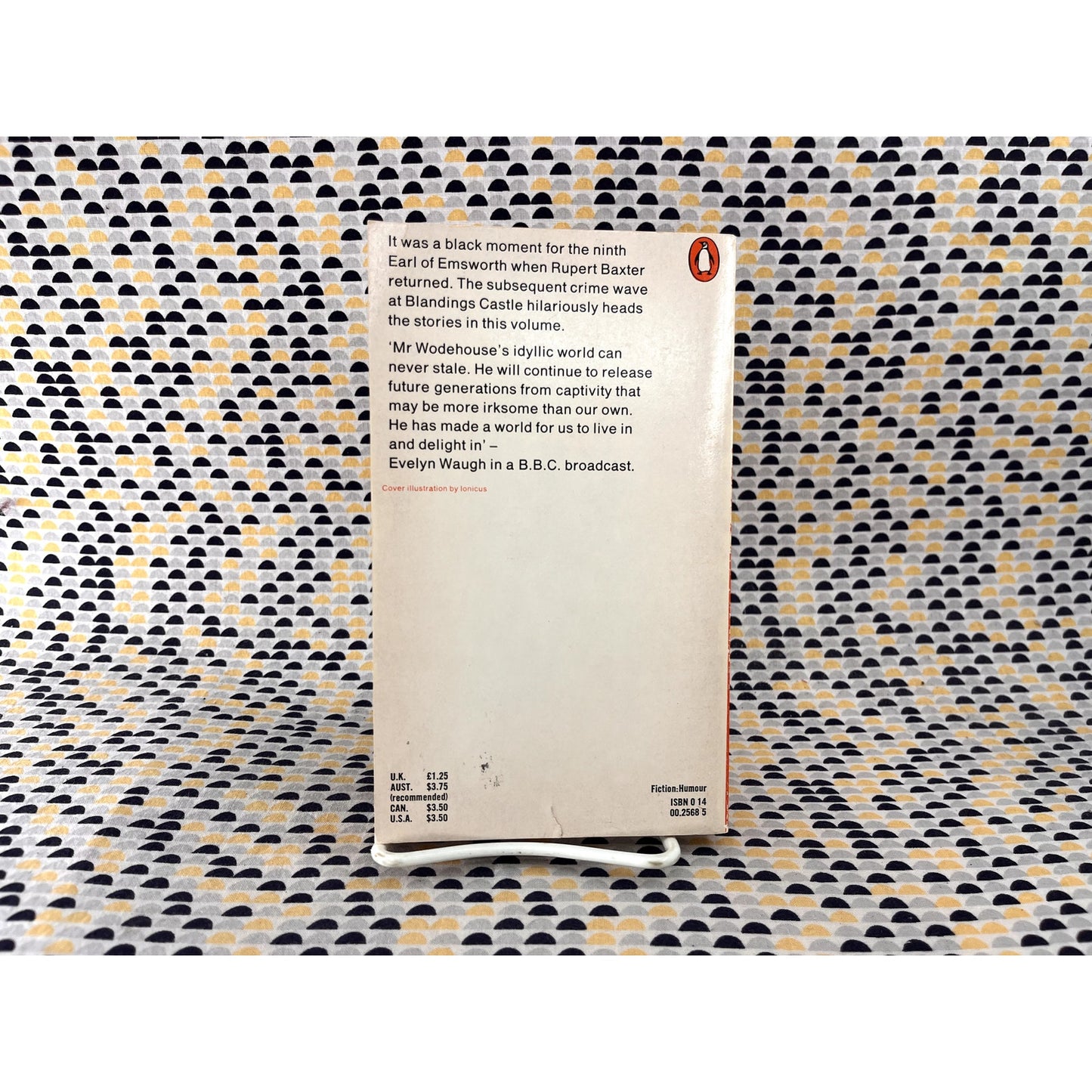 Lord Emsworth and Others - P. G. Wodehouse - Penguin Mystery - Paperback