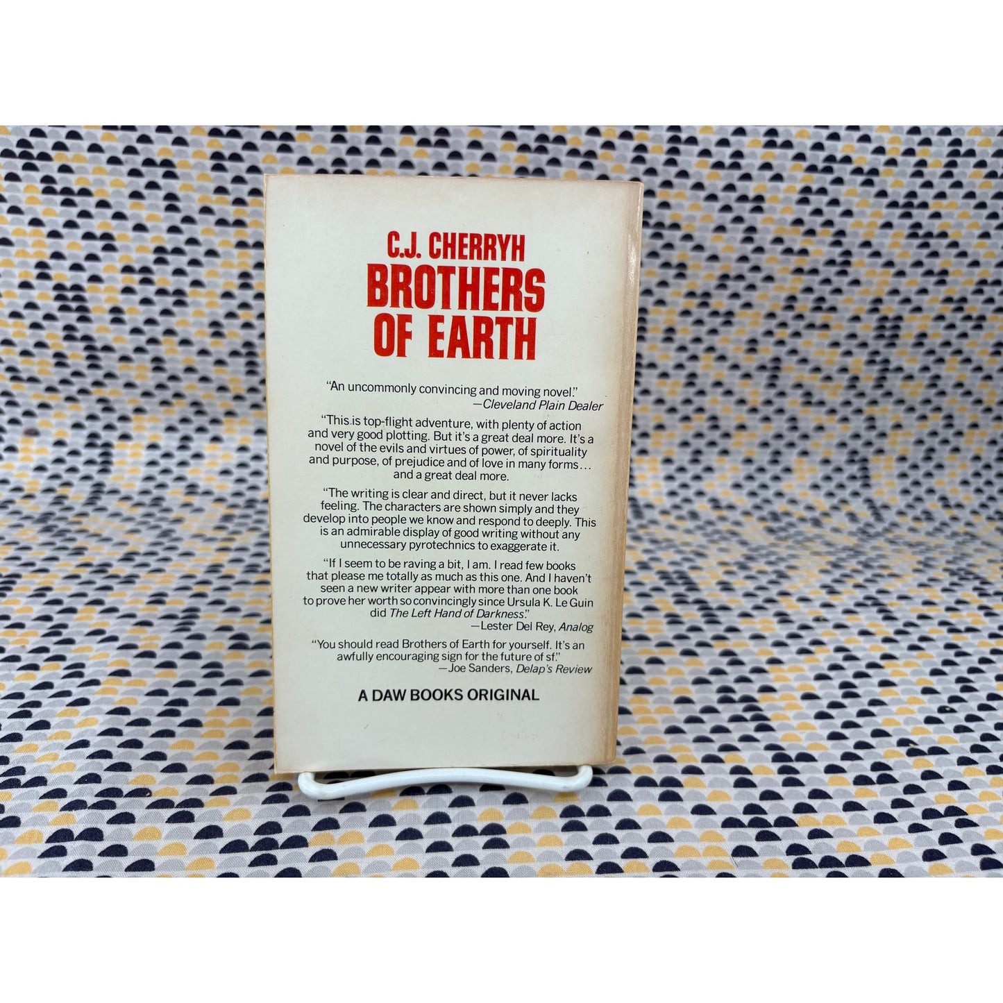 Brothers Of Earth - C. J. Cherryh - DAW - Paperback