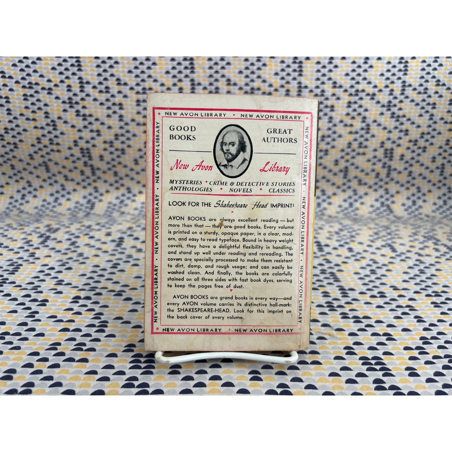 The Regatta Mystery - Agatha Christie - Avon 85 - Vintage Paperbacks