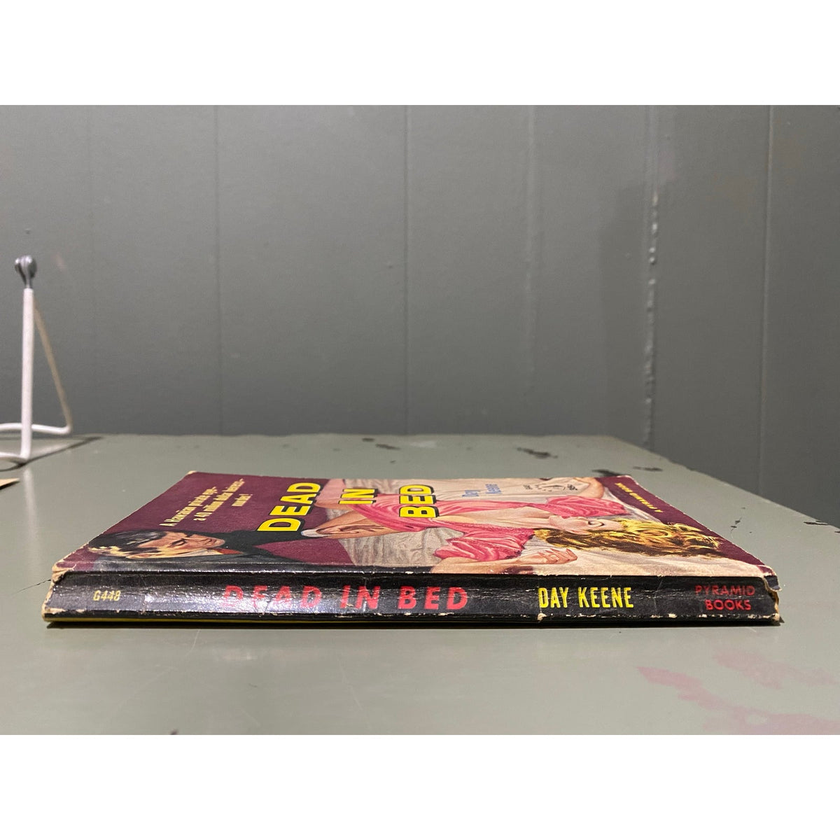 Dead in Bed - Day Keene - Pyramid G448 - Sleaze - Vintage Paperbacks