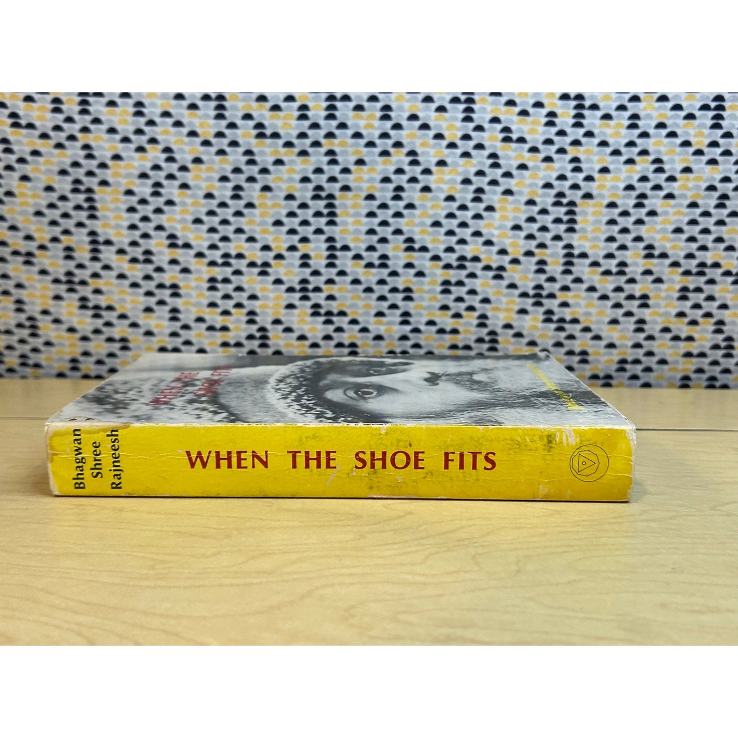 When The Shoe Fits - Bhagwan Shree Rajneesh - Rajneesh Foundation
