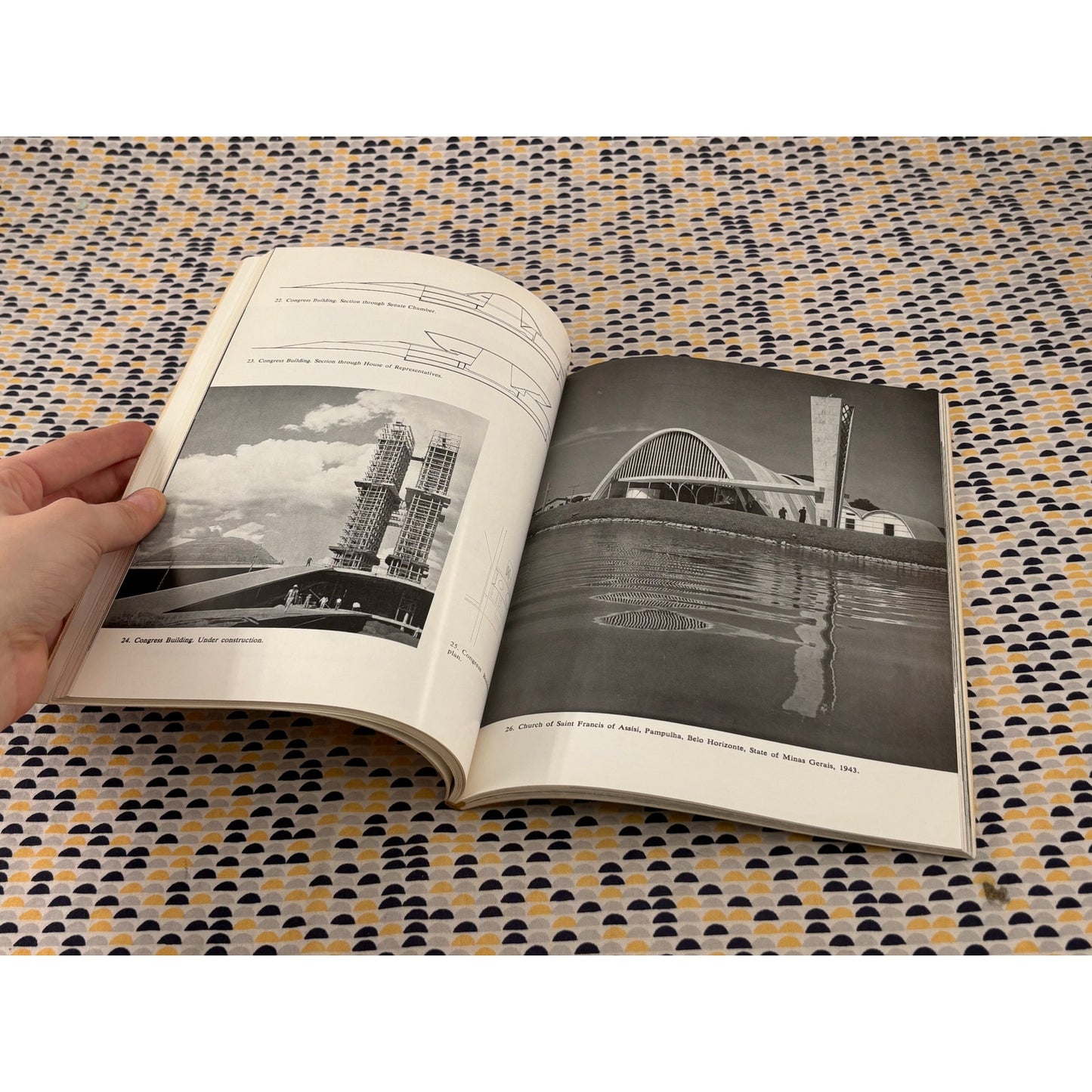 Oscar Niemeyer - Stamo Papadaki - George Braziller - Paperback