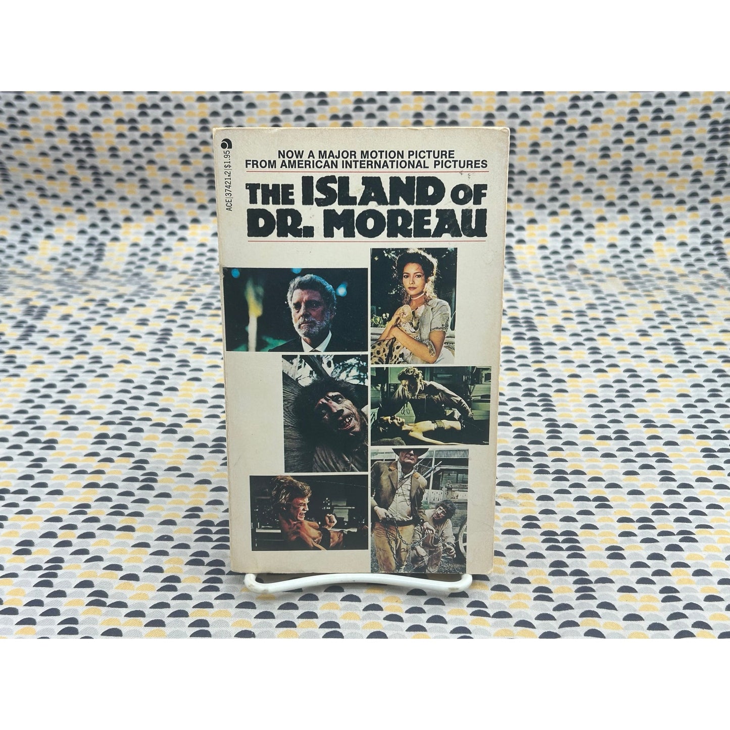 The Island of Dr. Moreau - H.G. Wells -  Paperback  - Ace Movie Tie In Edition