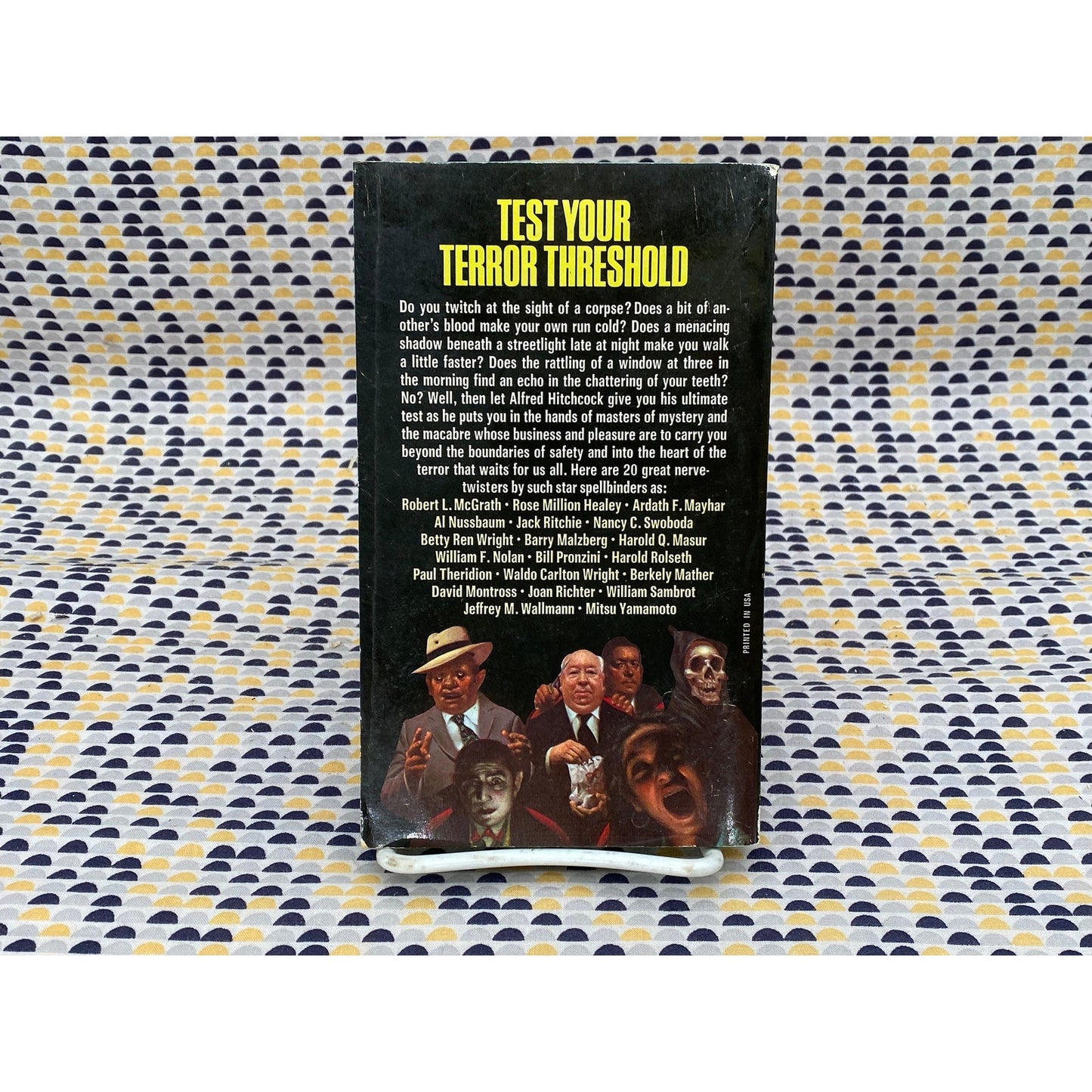 Alfred Hitchcock - Breaking the Scream Barrier - Vintage Paperback Book - Dell Edition