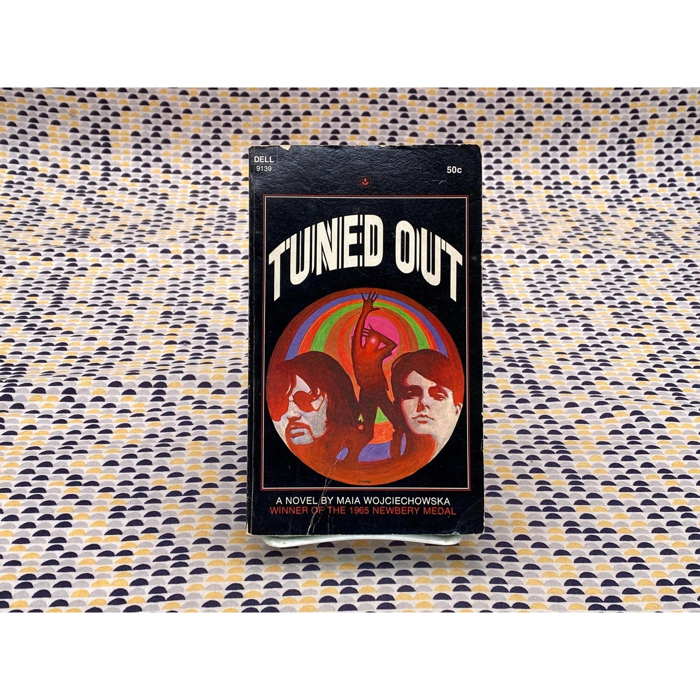 Tuned Out - Maia Wojciechowska - Vintage Paperback Book - 50 cent Dell Edition