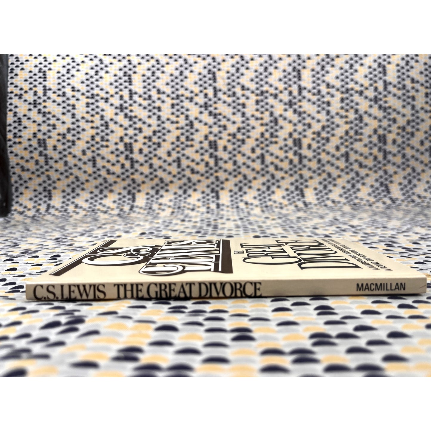 The Great Divorce - C. S. Lewis - MacMillan Books - Paperback