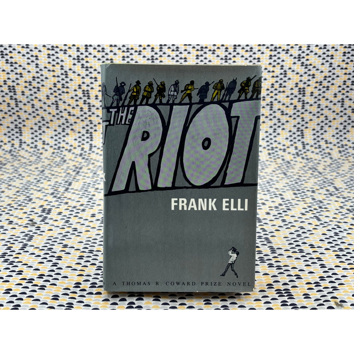 The Riot - Frank Elli - Coward-McCann - Hardcover
