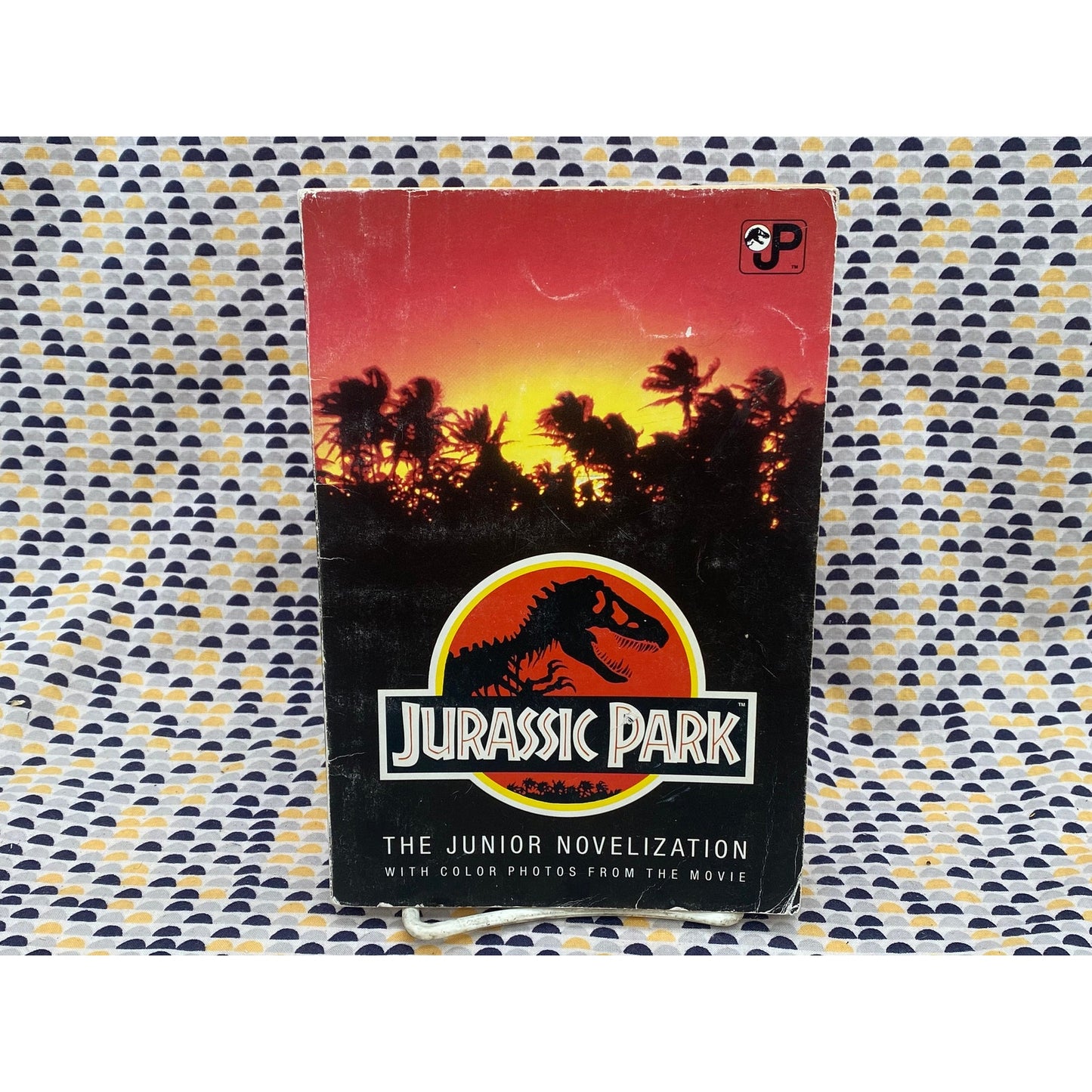Jurassic Park - The Junior Novelization - Michael Crichton - Vintage Paperback Book - Movie Tie In - Amblin Entertainment