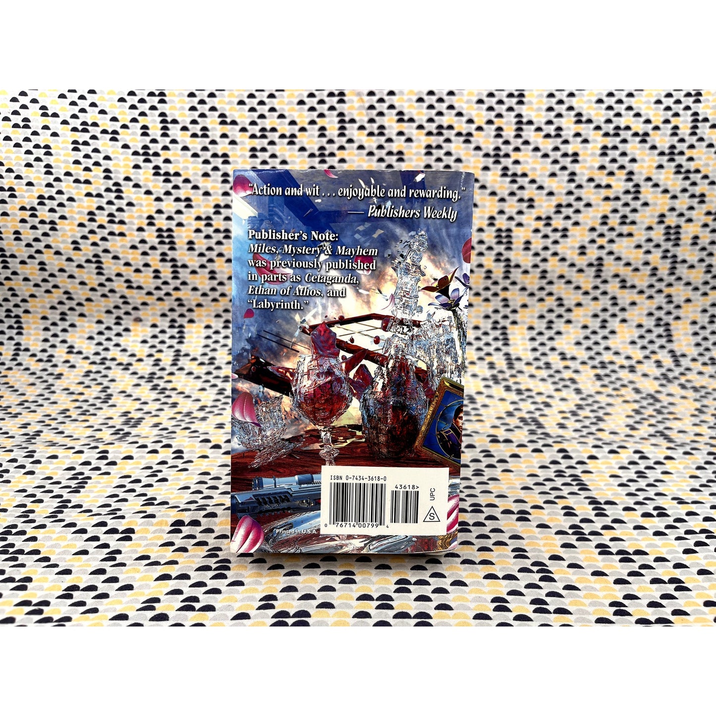 Miles, Mystery & Mayhem - Lois McMaster Bujold - Baen Books - Paperbacm