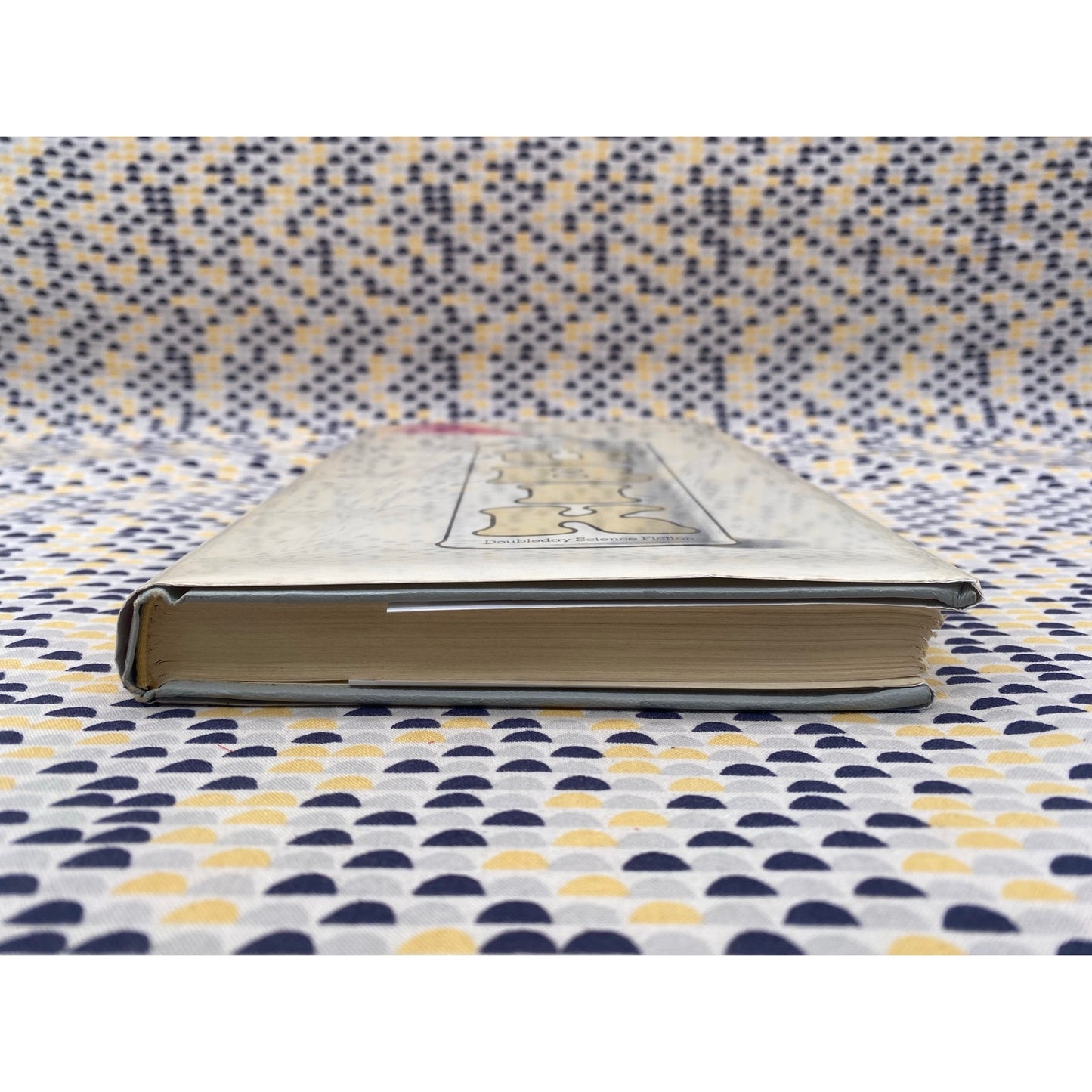 Ubik - Philip K. Dick - Peter Rauch Cover - Doubleday -Club Edition - 28k Gutter