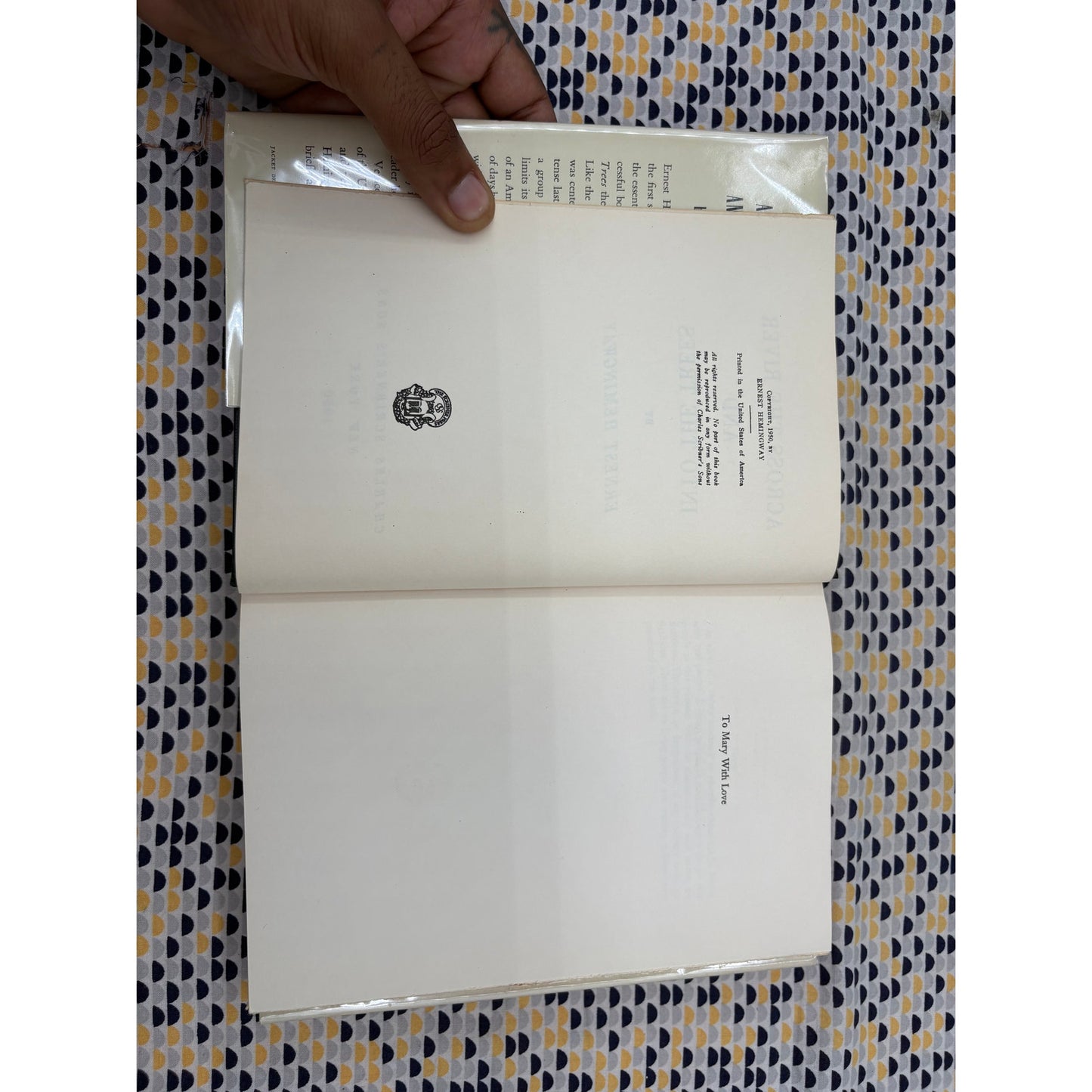 Across The River And Into The Trees - Ernest Hemingway - Scribners - Hardcover