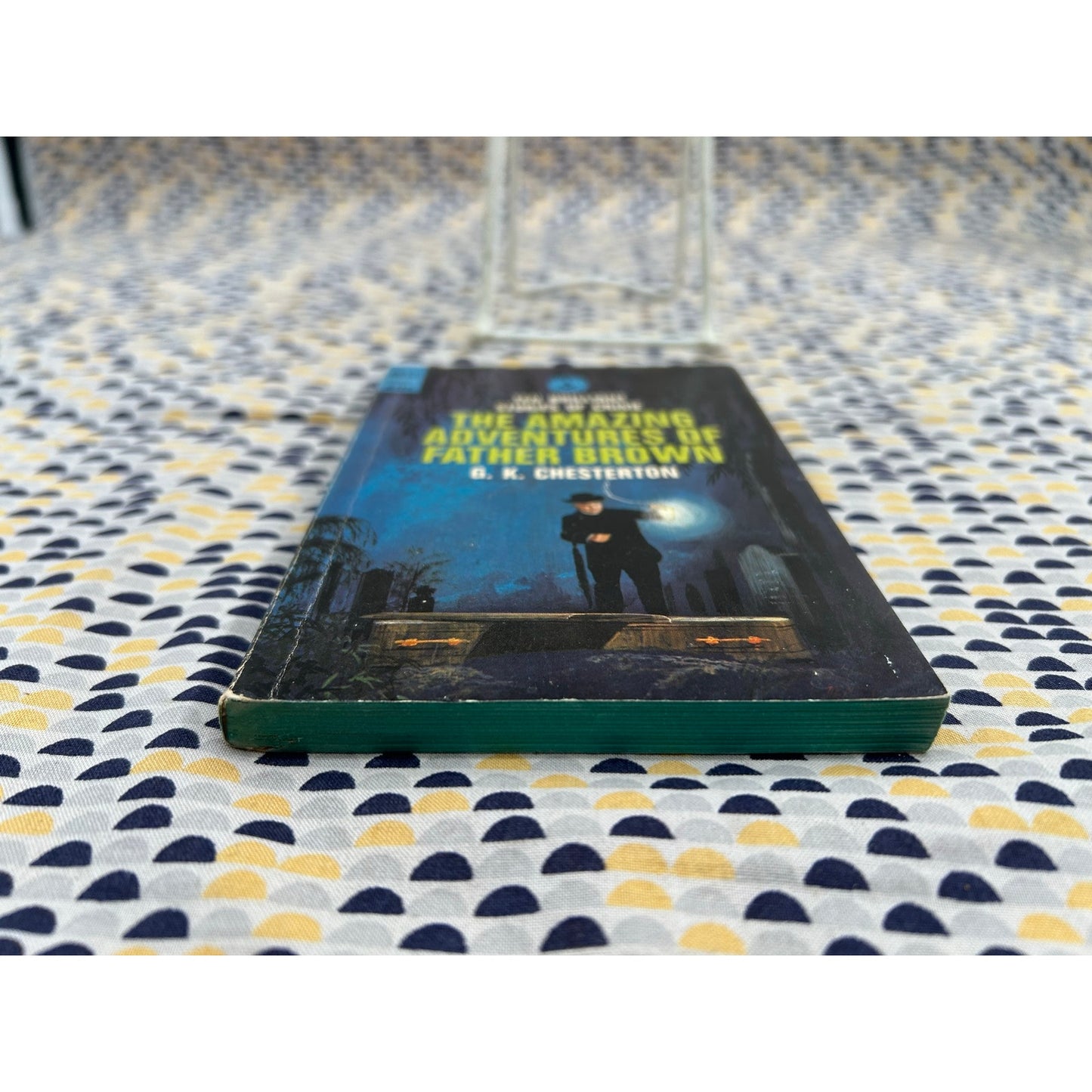 The Amazing Adventures Of Father Brown - G. K. Chesterton - Dell - Paperback
