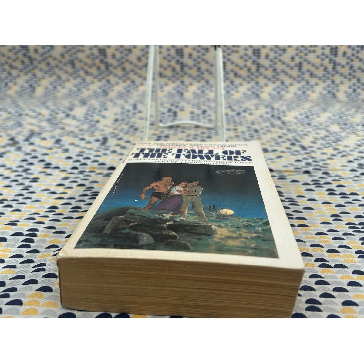The Fall Of The Towers - Samuel R. Delany - Vintage Paperback - Bantam Edition