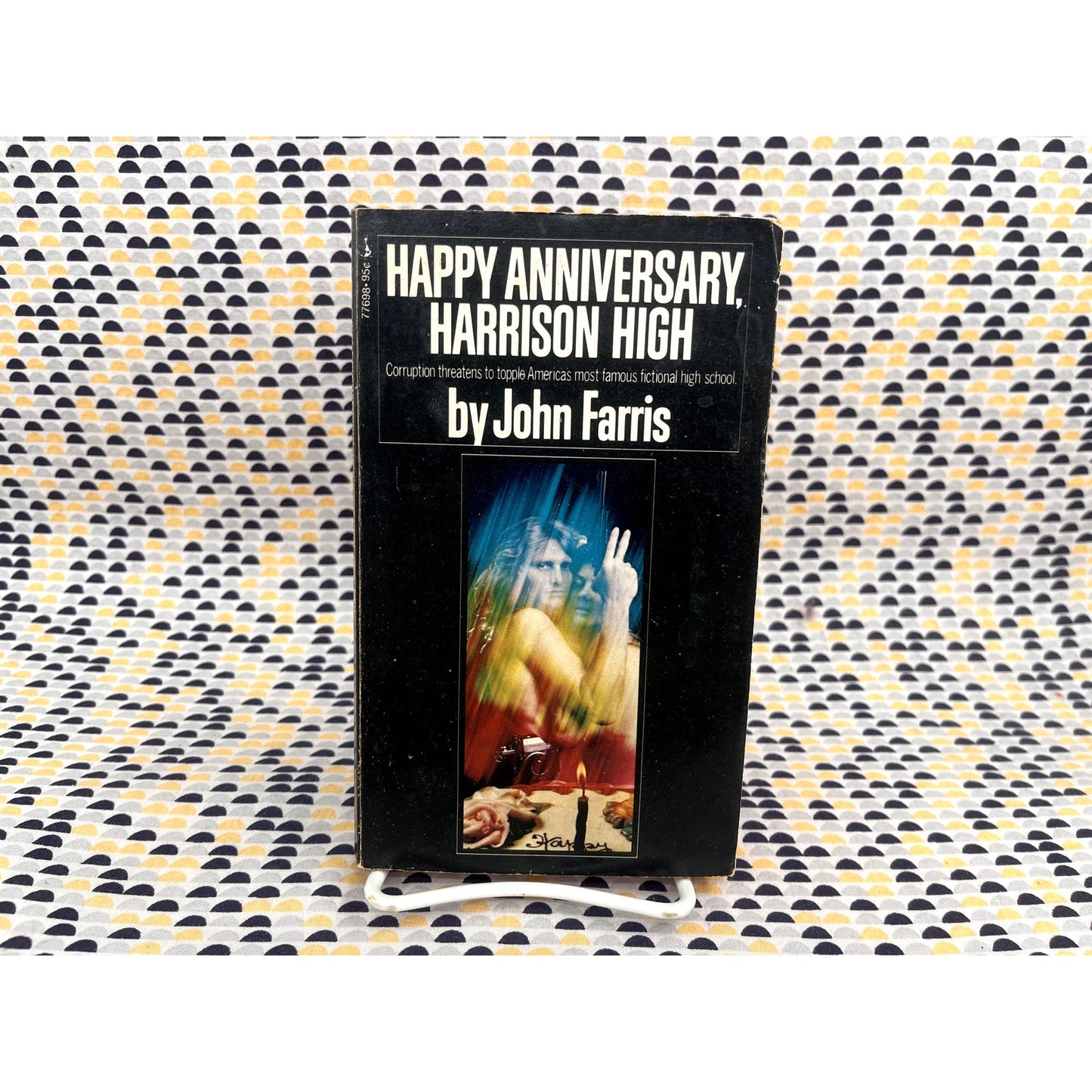 Happy Anniversary, Harrison High - John Farris - Pocket Books - Paperback