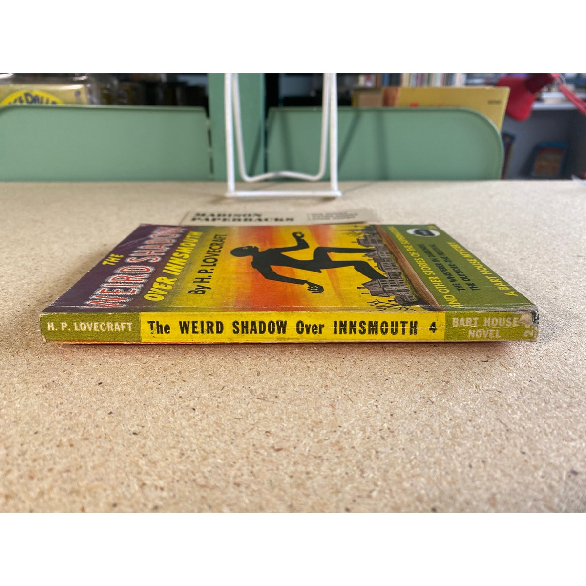 The Weird Shadow Over Innsmouth - H.P. Lovecraft - Bart House Novel 4 - Vintage Paperbacks