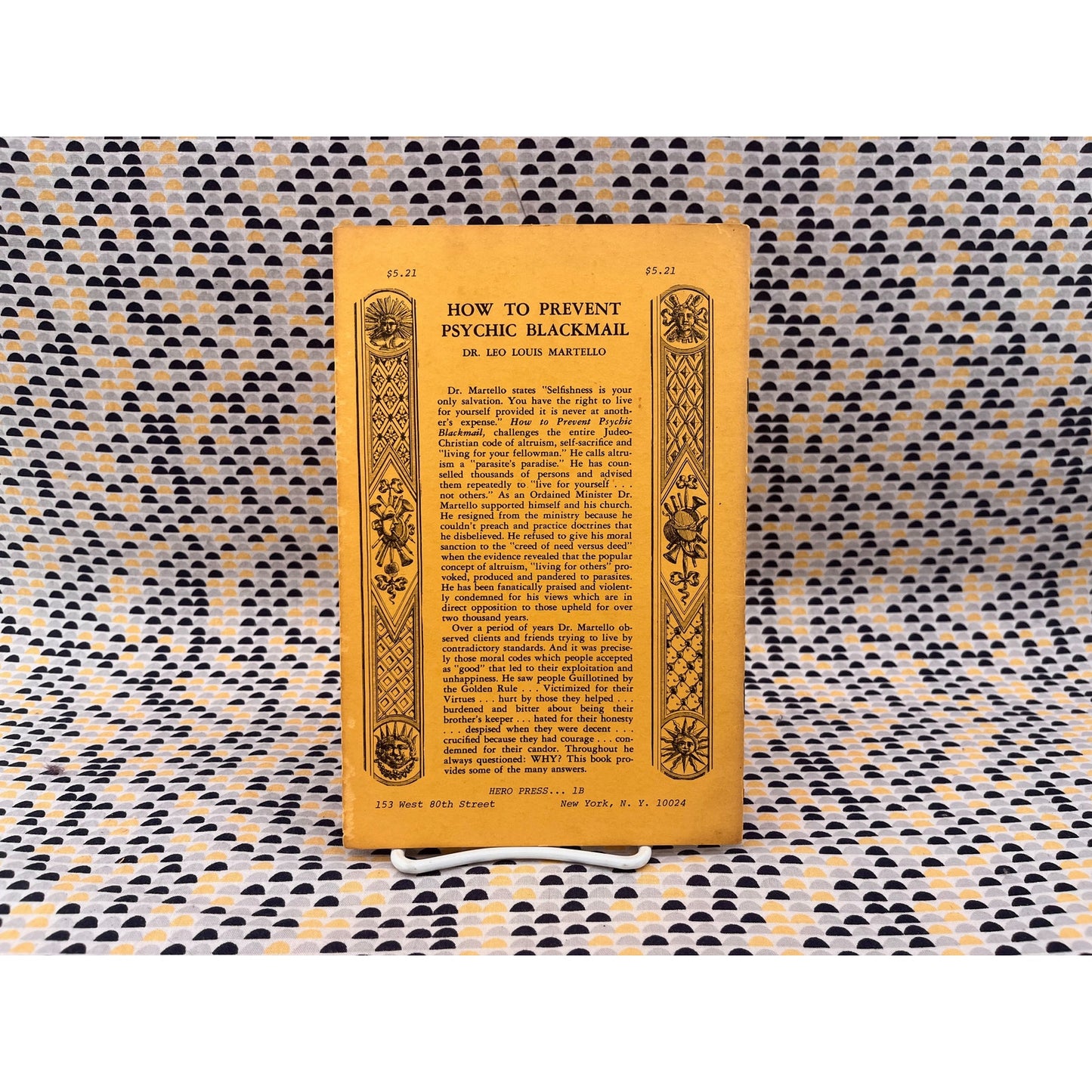 Curses in Verses - Dr. Leo Louis Martello - Paperback