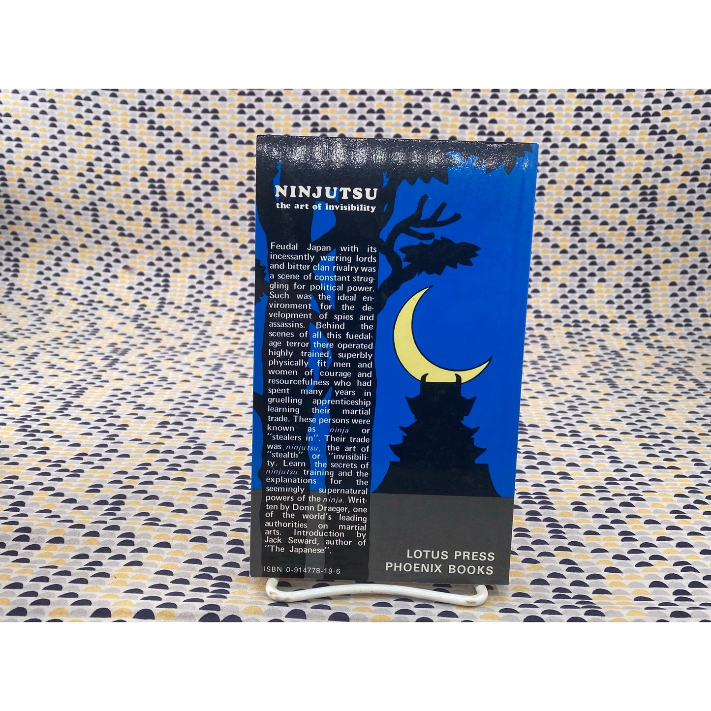 Ninjitsu - the Art of Invisibility - Donn Draeger - Lotus Press