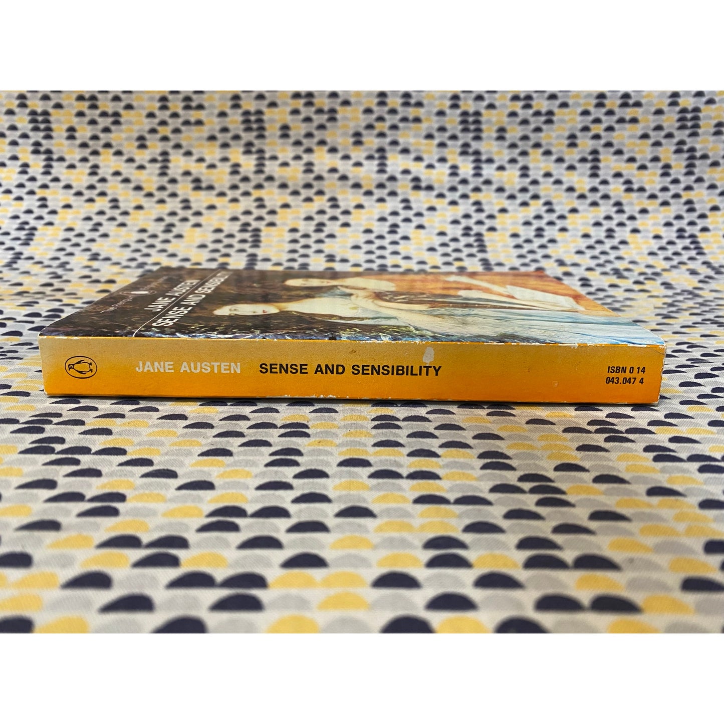 Sense and Sensibility - Jane Austen - Vintage Paperback Book - Penguin Edition