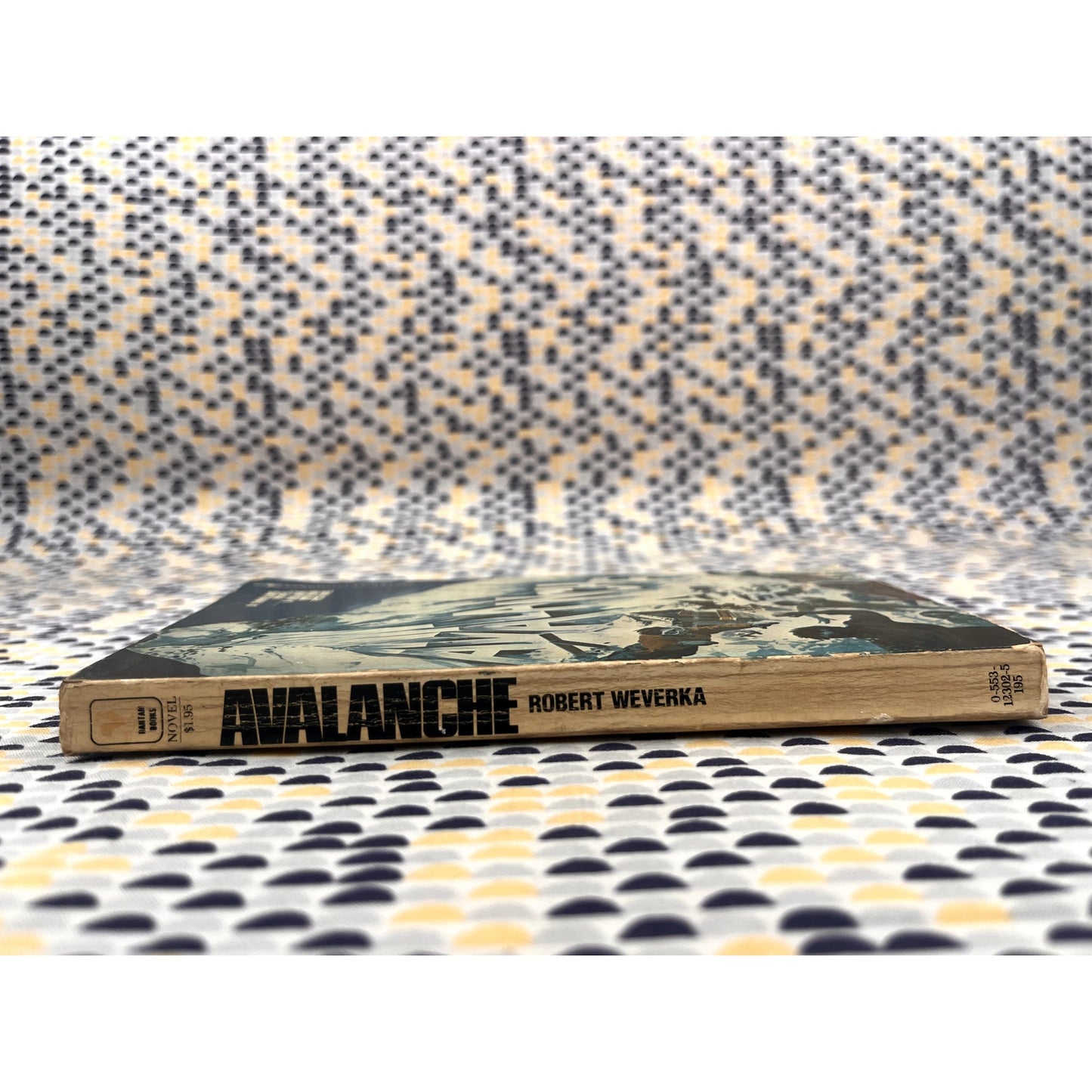 Avalanche - Robert Weverka - Bantam Books - Movie Tie-In Edition