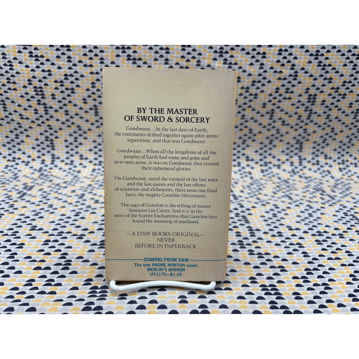 The Enchantress Of World End - Lin Carter - Daw - Paperback