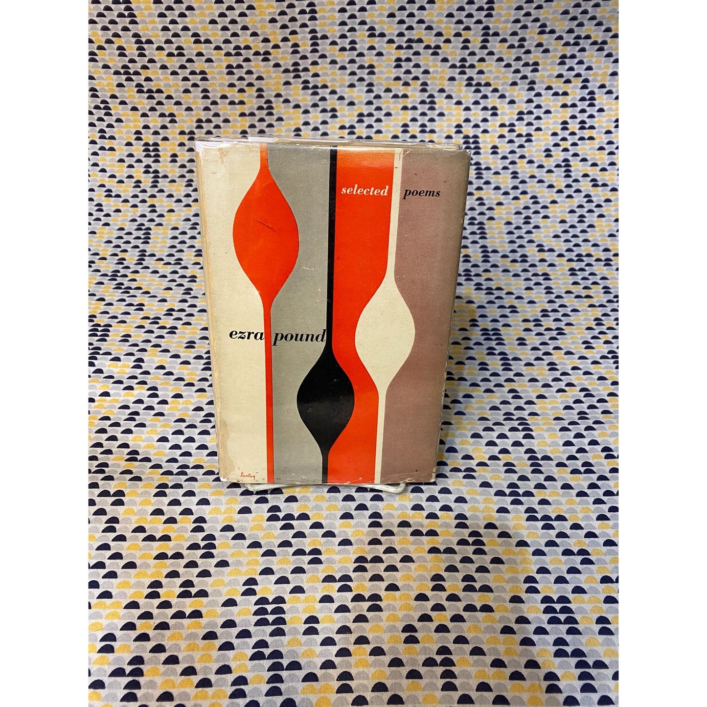 Selected Poems of Ezra Pound - Vintage Hardcover Book - New Classics Edition