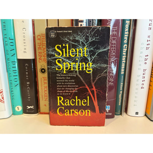 Silent Spring - Rachel Carson - Vintage Paperback Book - Fawcett Crest Edition