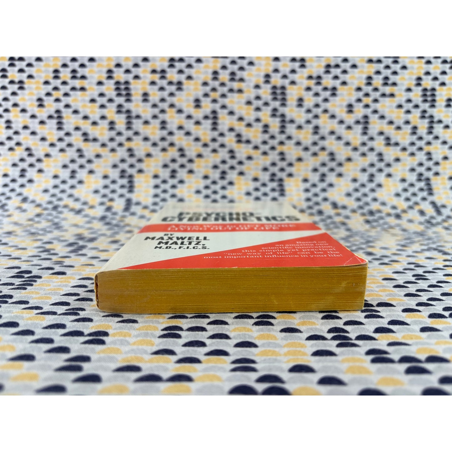 Psycho-Cybernetics: A New Way To Get More Living Out Of Life - Maxwell Maltz - Essandess