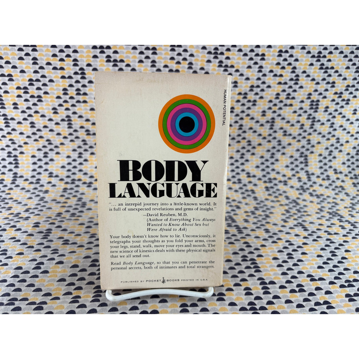 Body Language - Julius Fast - Vintage Paperback Book - Pocket Books Edition