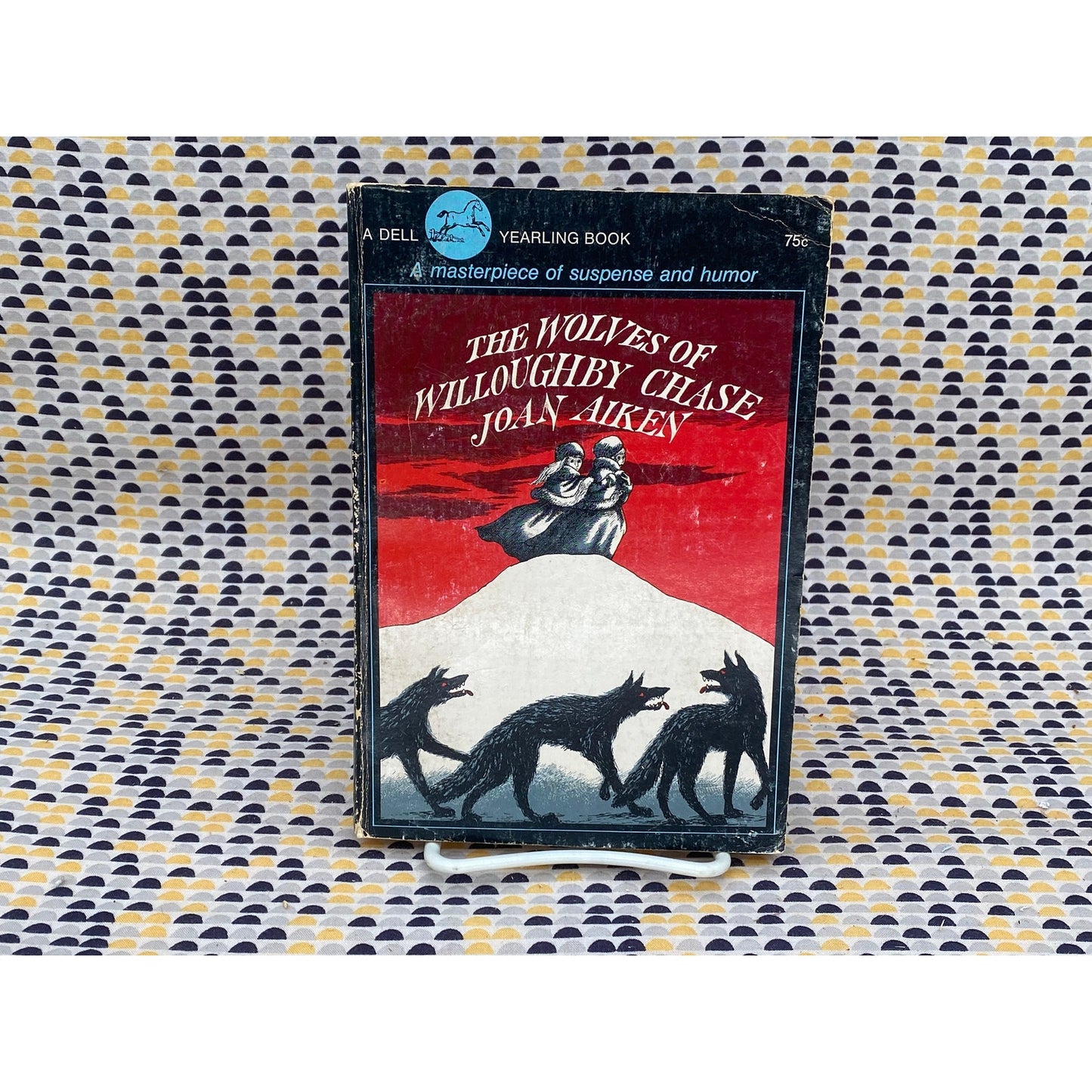 The Wolves Of Willoughby Chase - Joan Aiken - Paperback Book - Dell Edition