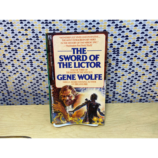 The Sword Of The Lictor - Gene Wolfe - Book of the New Sun - Vintage Paperback Book - Pocket Edition