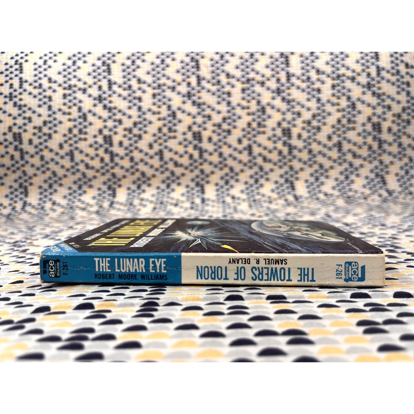 The Towers of Toron - Samuel R. Delany / The Lunar Eye - Robert Moore Williams - Ace Double - Paperback