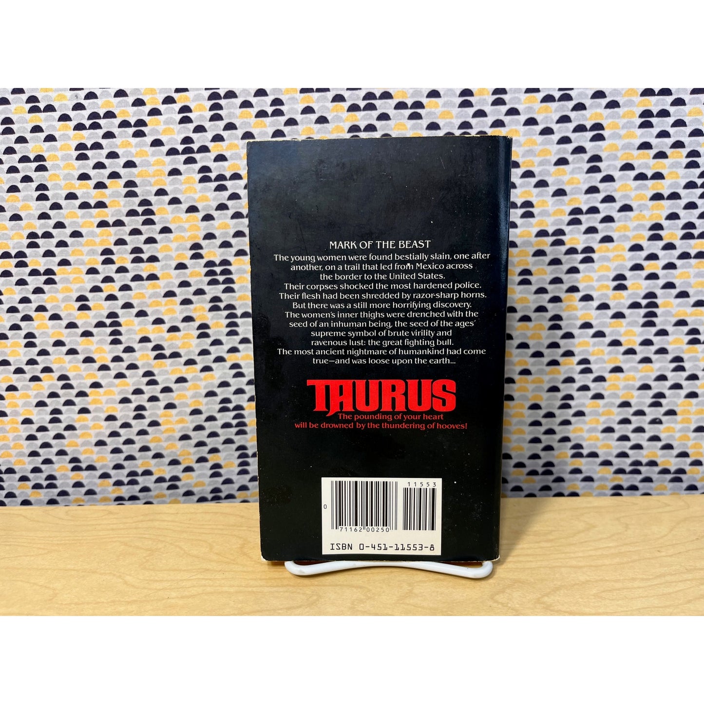Taurus - George Wells - Signet Books - Paperback