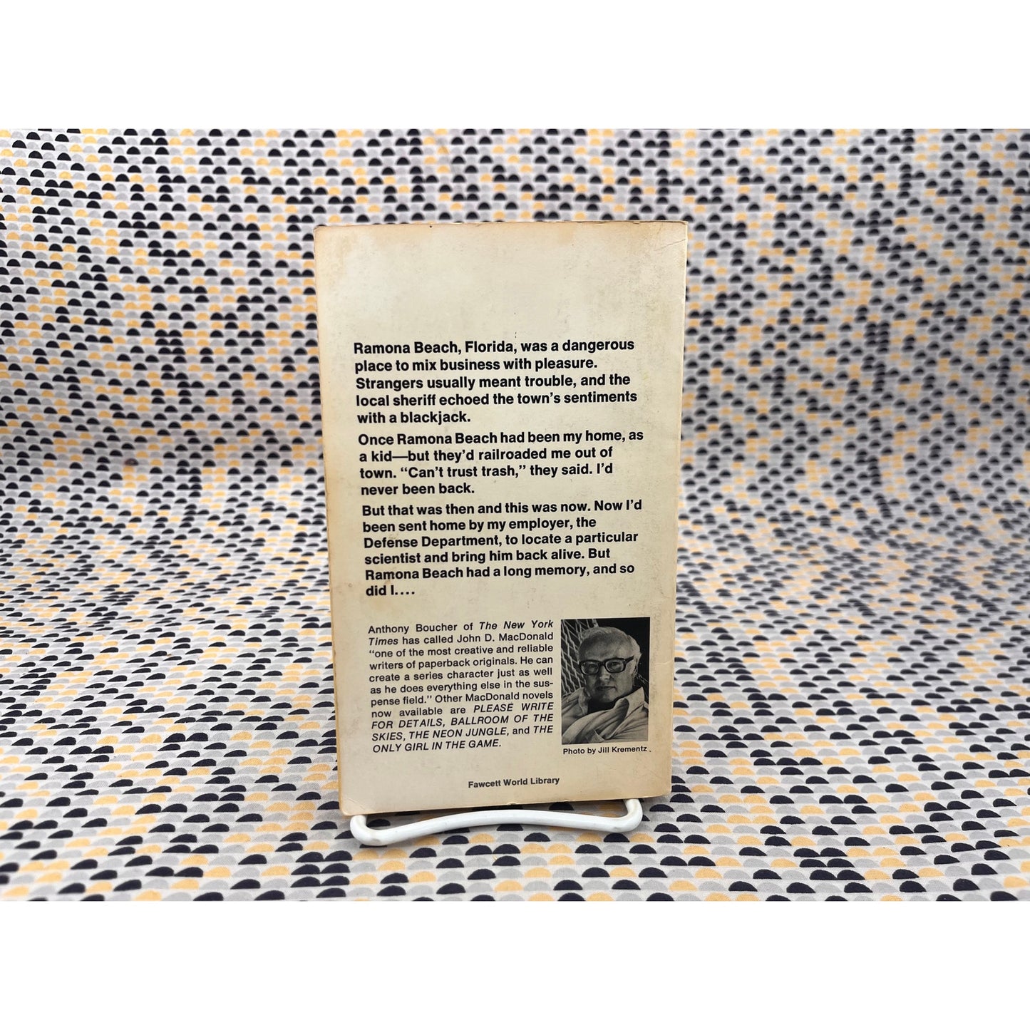 Deadly Welcome - John D. MacDonald - Fawcett Gold Medal - Paperback