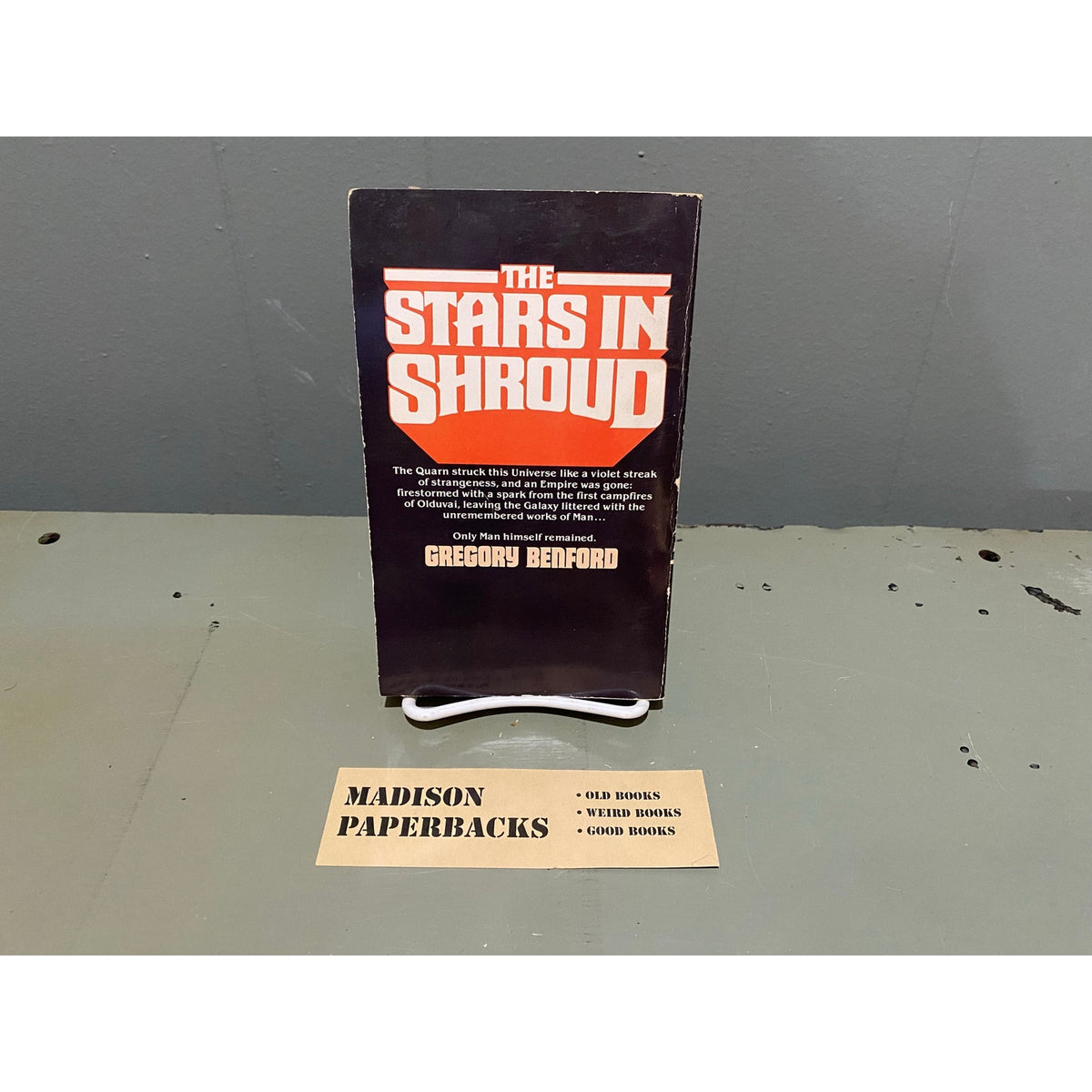 The Stars in Shroud - Gregory Bendford - Berkley SF - paperback