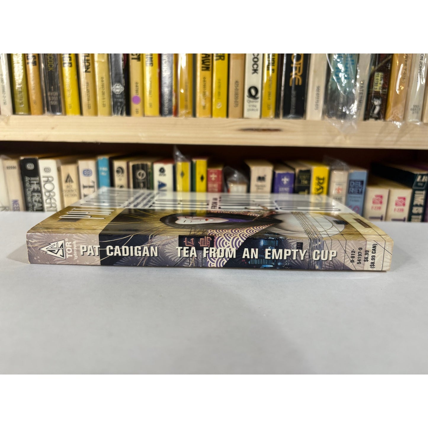 Tea From An Empty Cup - Pat Cadigan - Tor - Paperback