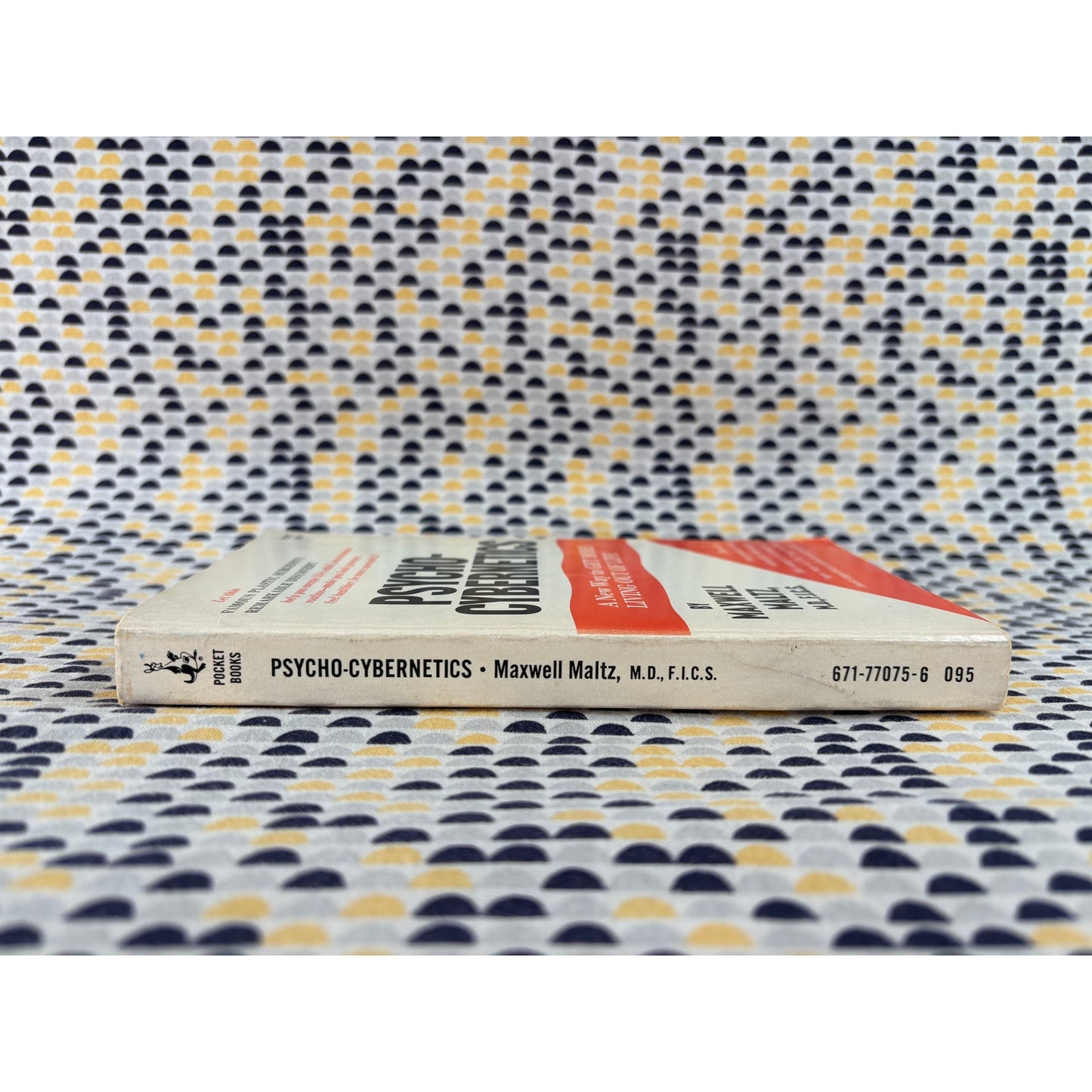 Psycho-Cybernetics: A New Way To Get More Living Out Of Life - Maxwell Maltz - Essandess