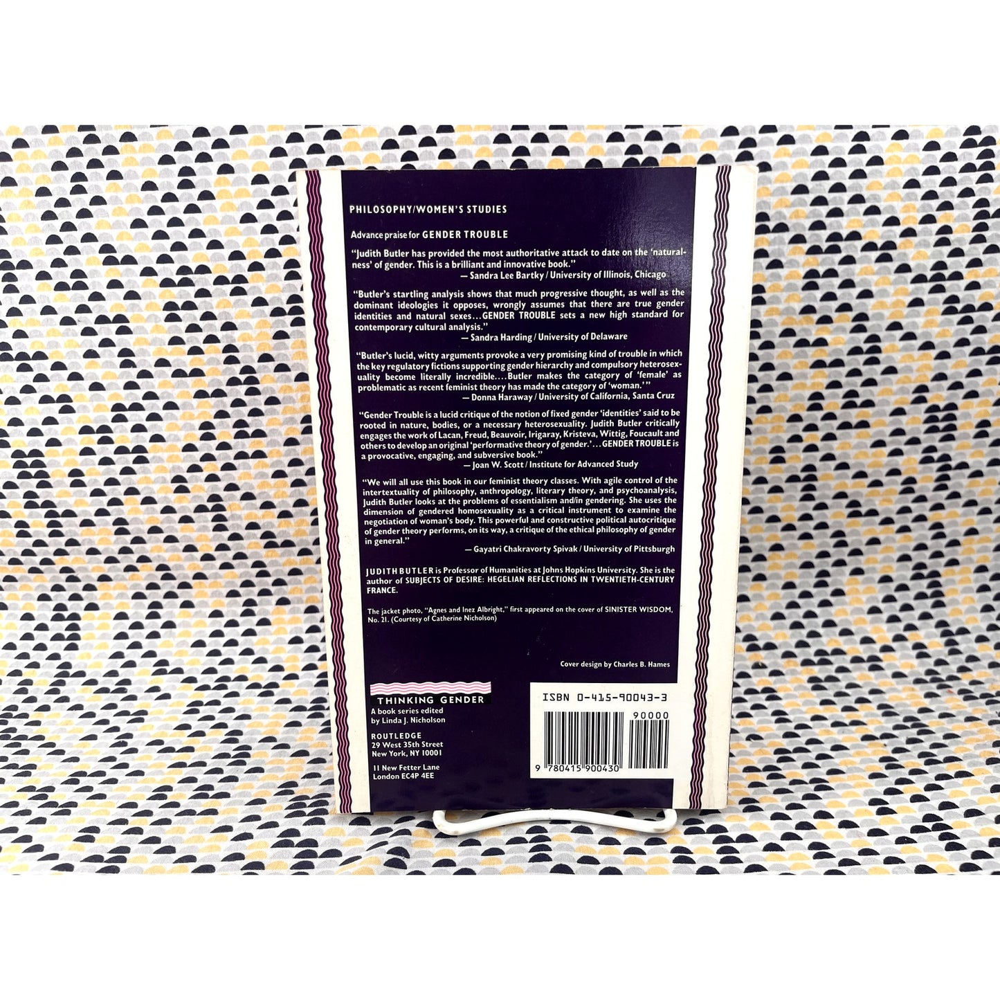 Gender Trouble: Feminism and the Subversion of Identity - Judith Butler - Routledge Books - Paperback