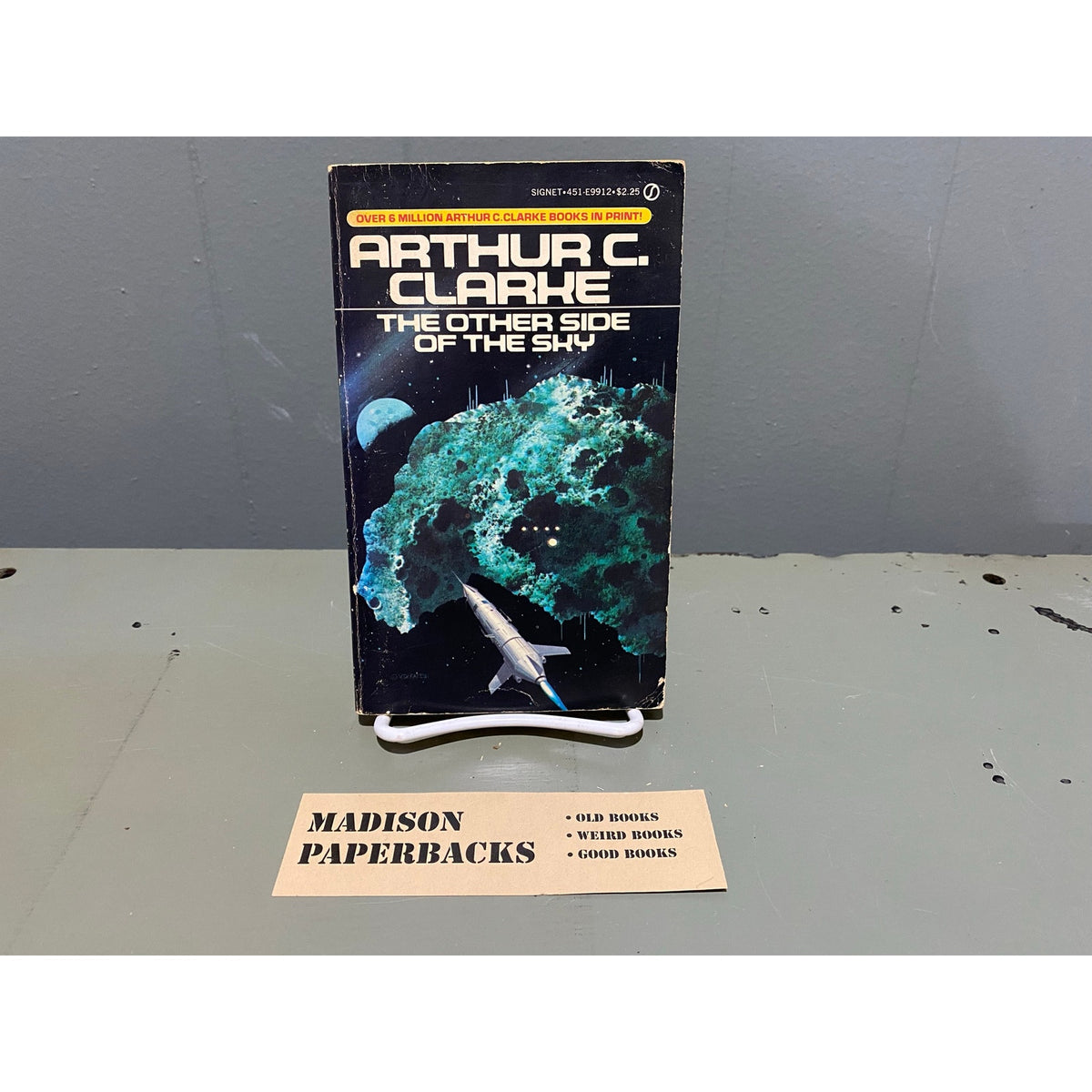 The Other Side of the Sky - Arthur C. Clarke - Signet - Vincent Di Fate cover - Paperback